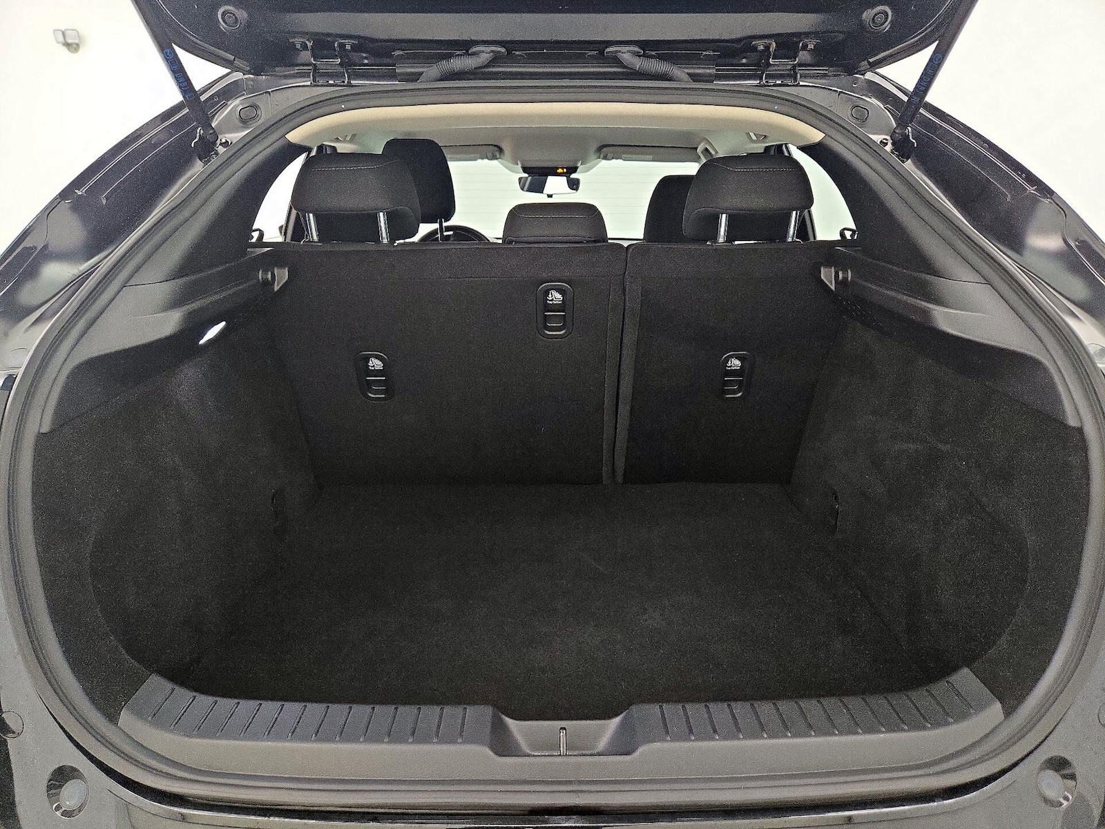 2024 Mazda CX-30 S - Photo 21