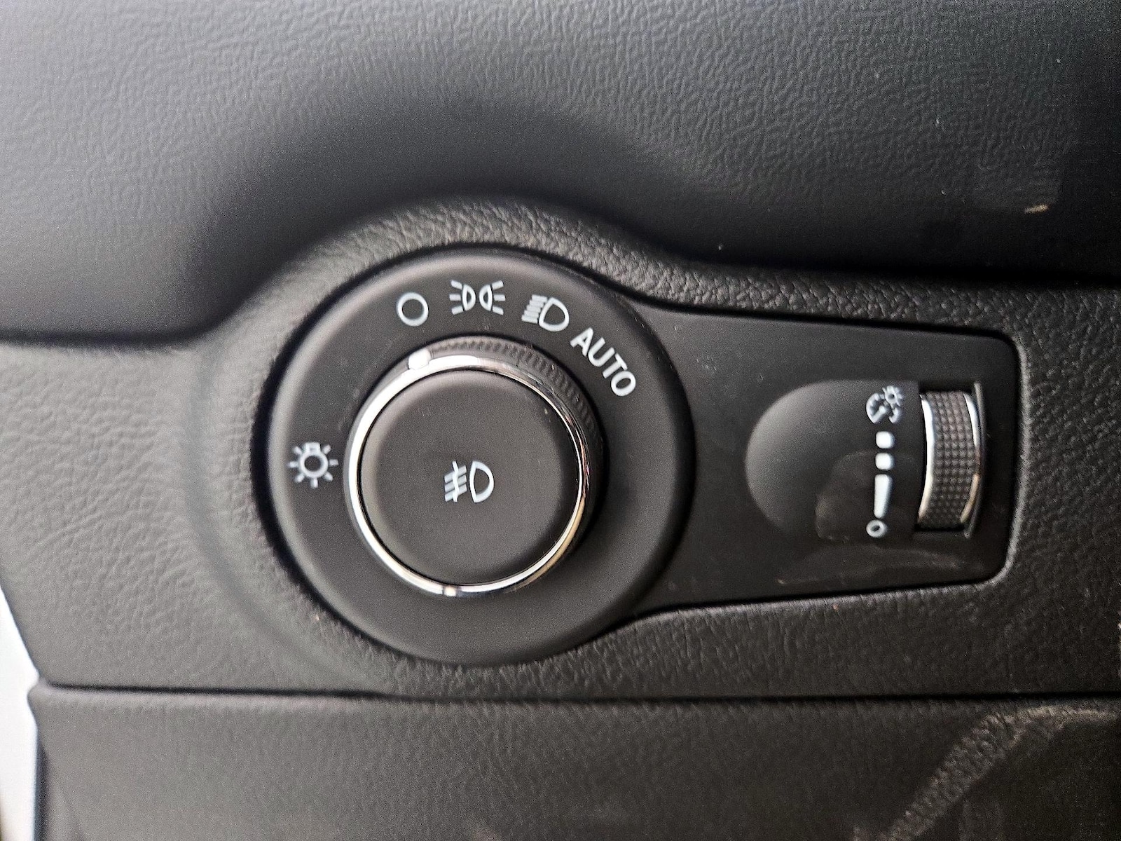 2022 Dodge Durango R/T - Photo 14