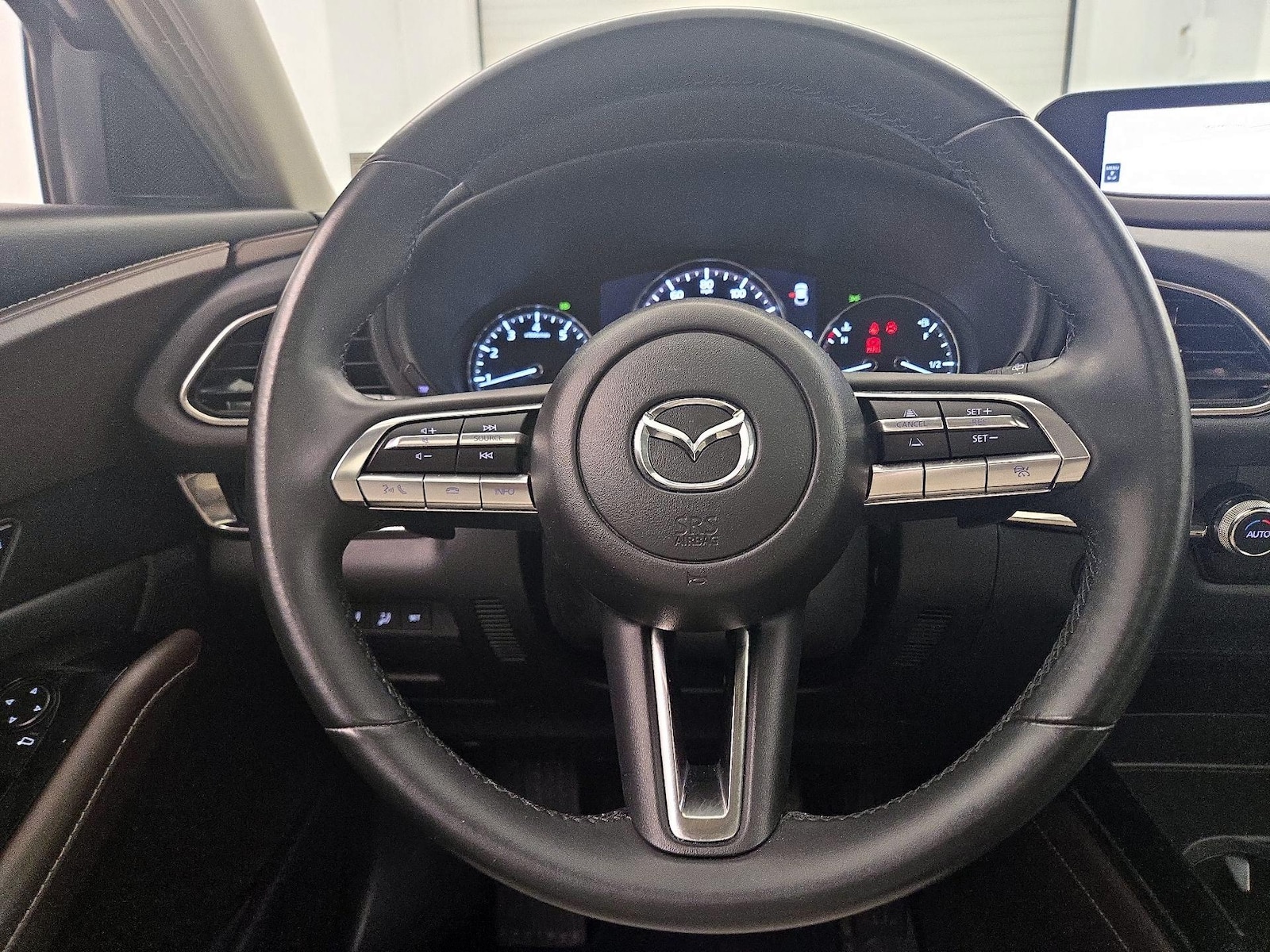 2023 Mazda CX-30 Premium - Photo 11