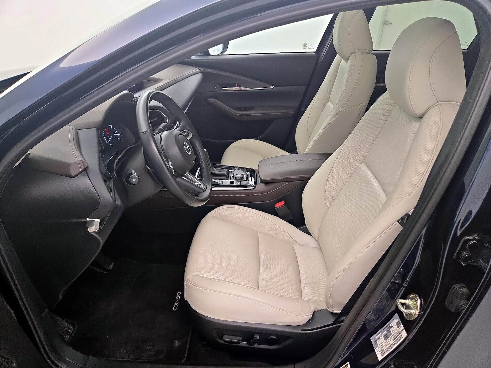 2023 Mazda CX-30 Premium - Photo 12