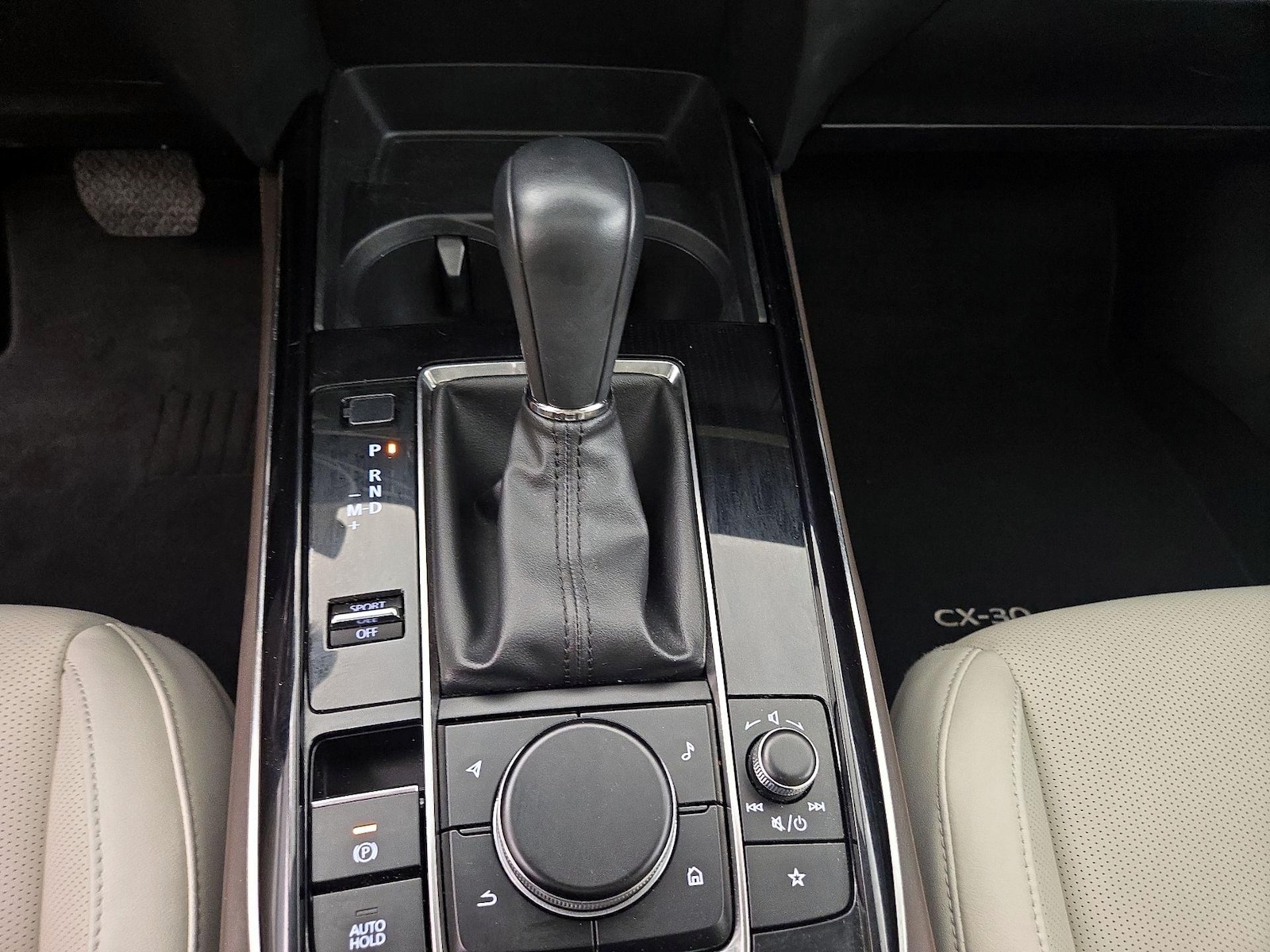 2023 Mazda CX-30 Premium - Photo 19