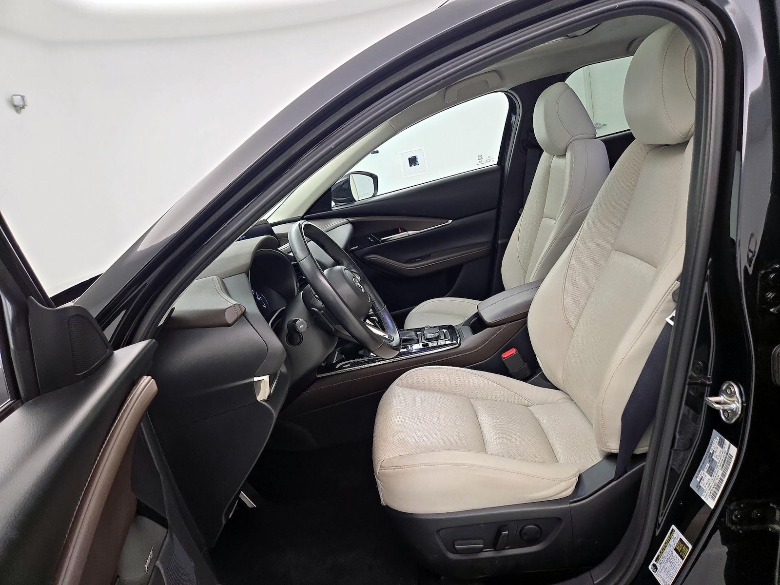 2023 Mazda CX-30 Premium - Photo 12