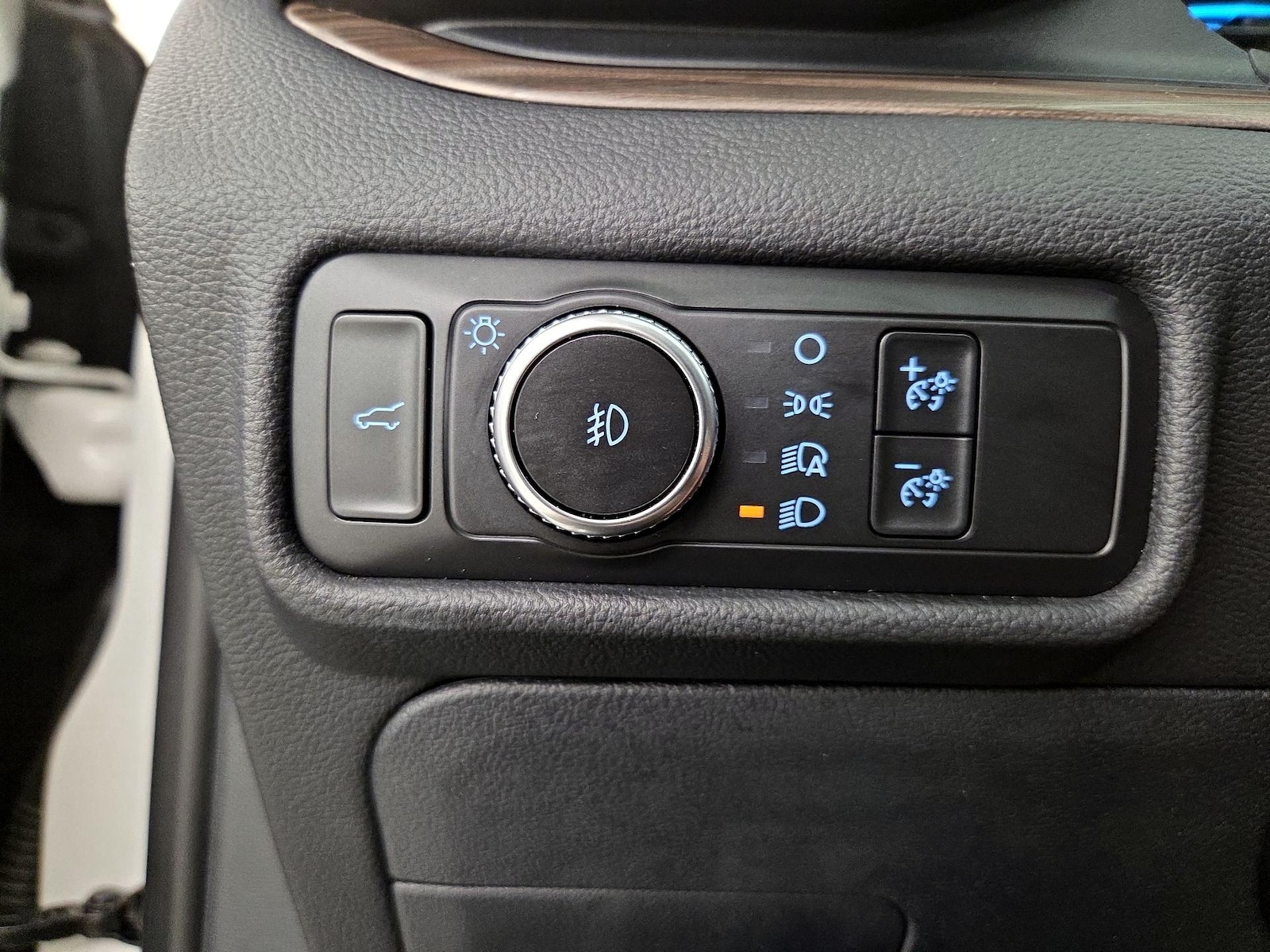 2020 Ford Explorer Limited - Photo 14
