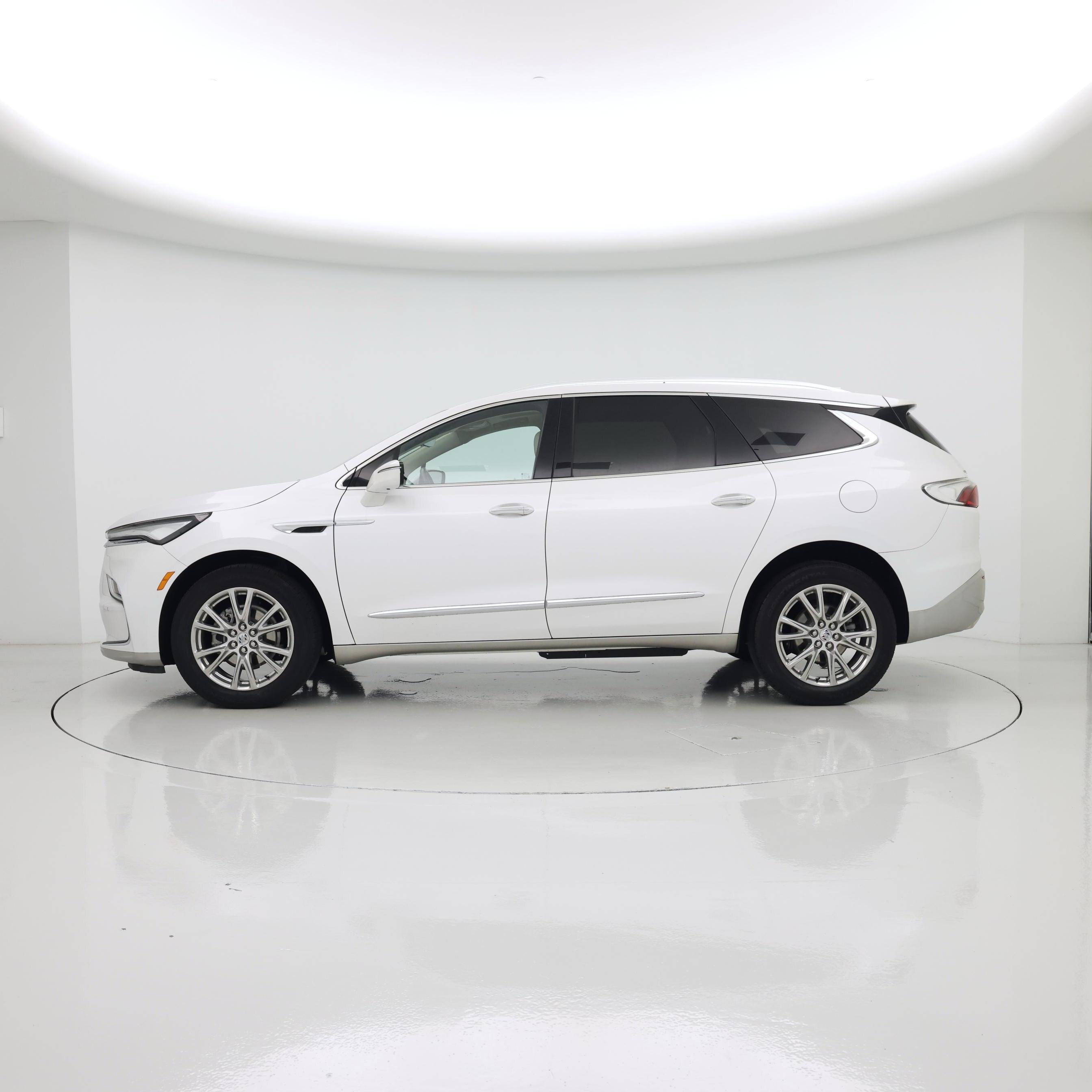 Thumbnail: 2023 Buick Enclave - 3