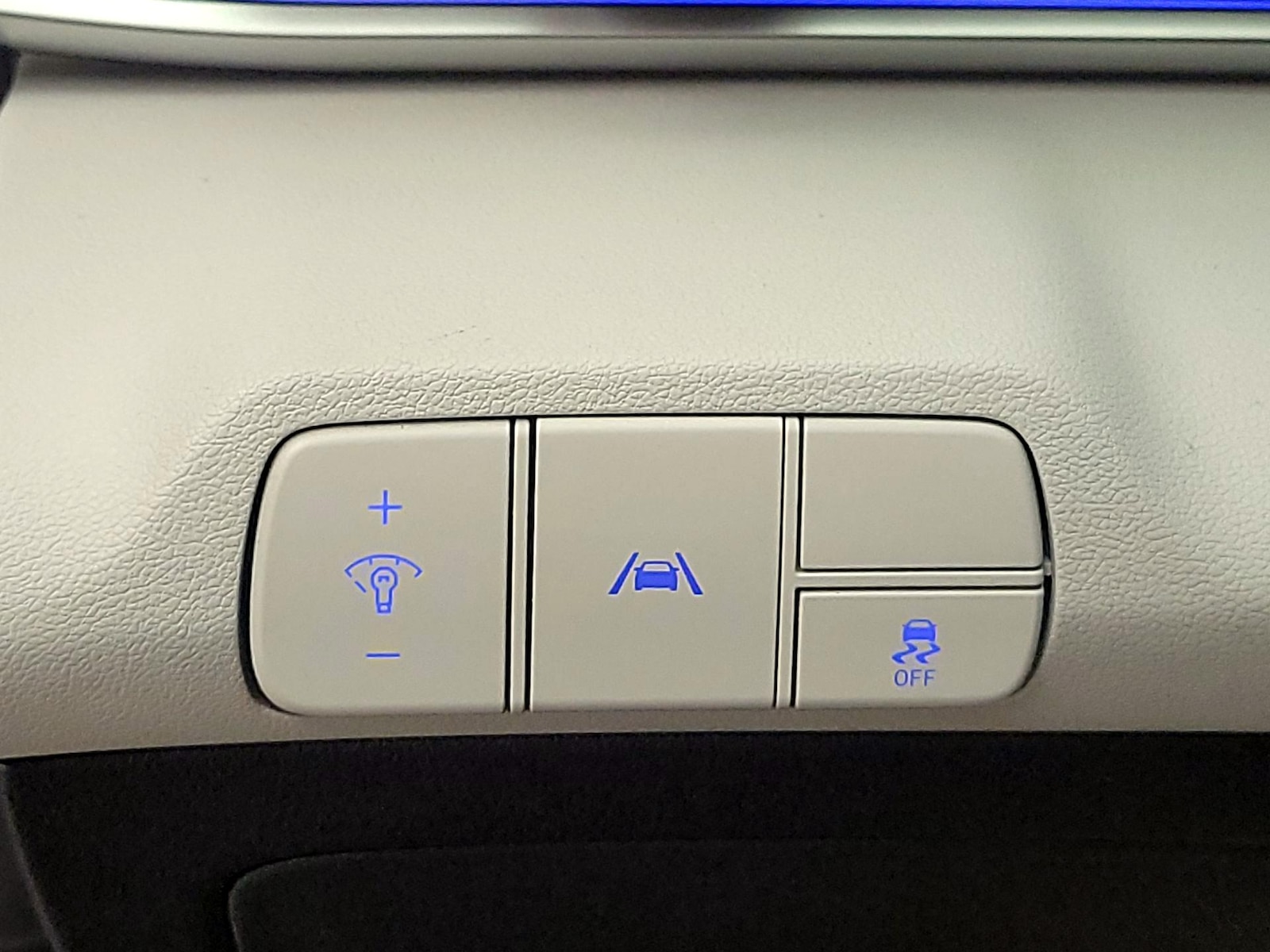 2021 Hyundai Elantra Limited - Photo 14