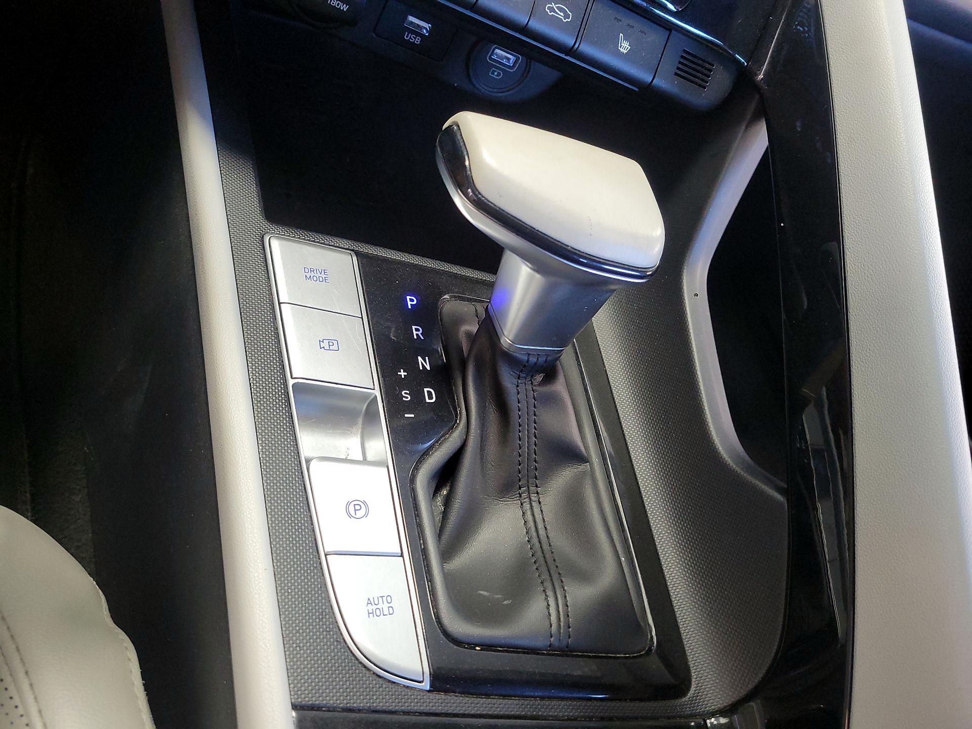 Thumbnail: 2021 Hyundai Elantra - 18
