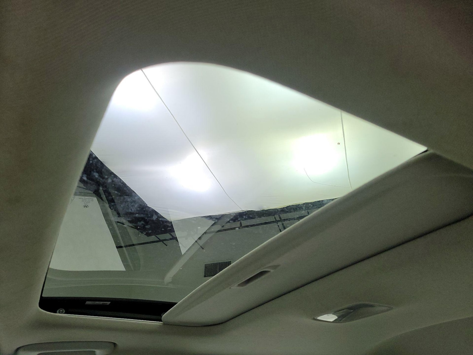 2021 Hyundai Elantra Limited - Photo 21
