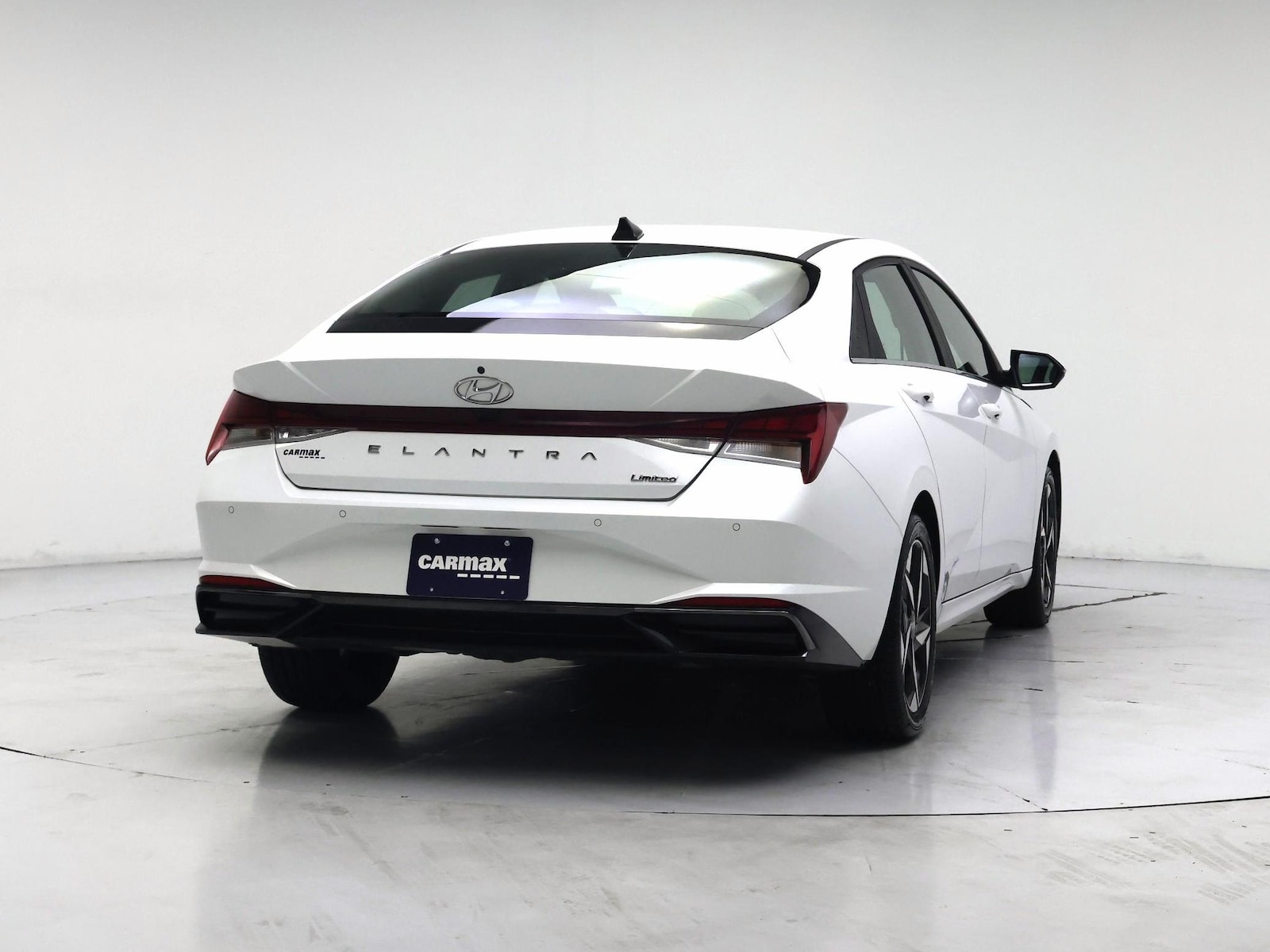 2021 Hyundai Elantra Limited - Photo 9