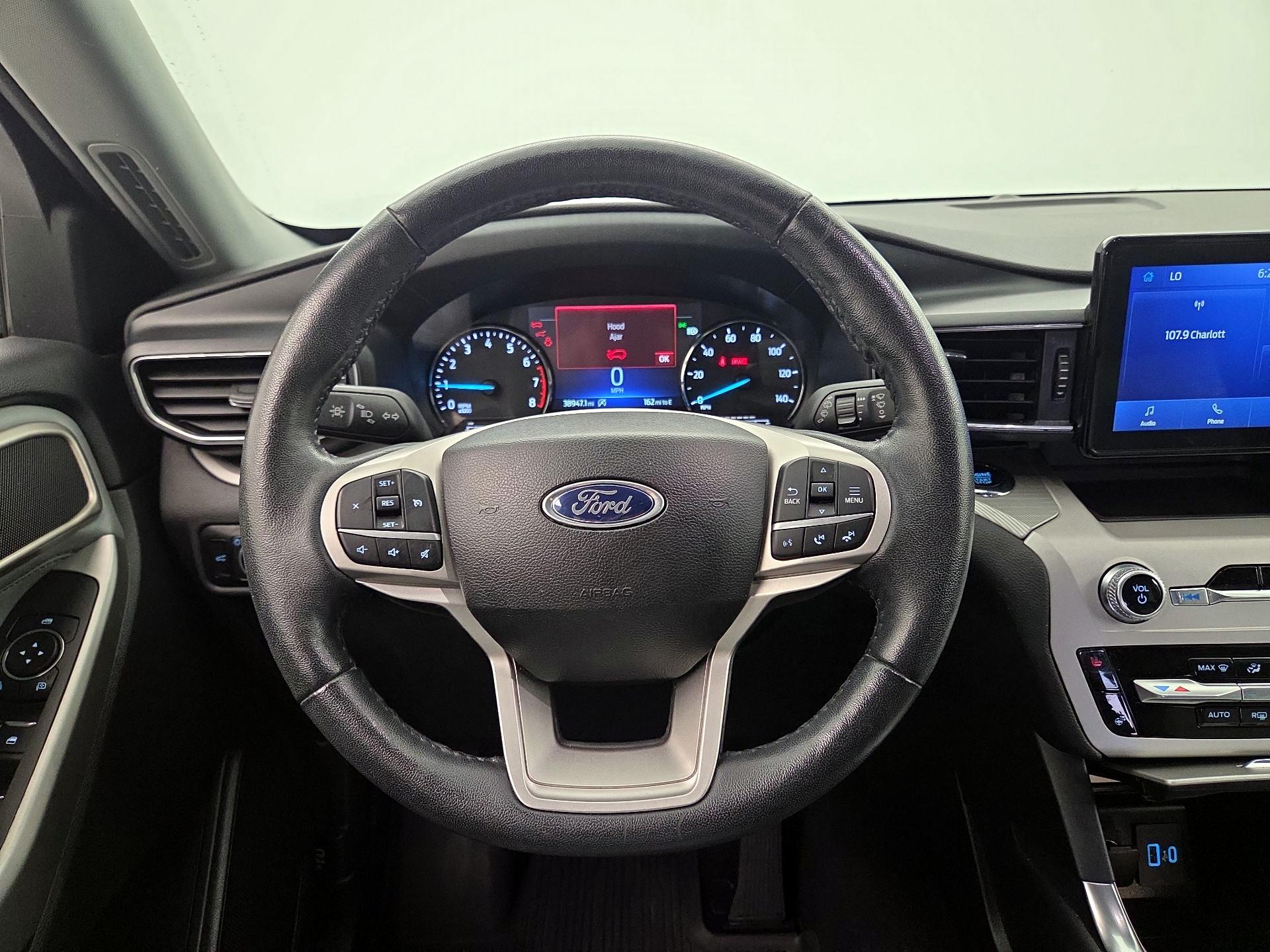 Thumbnail: 2023 Ford Explorer - 10