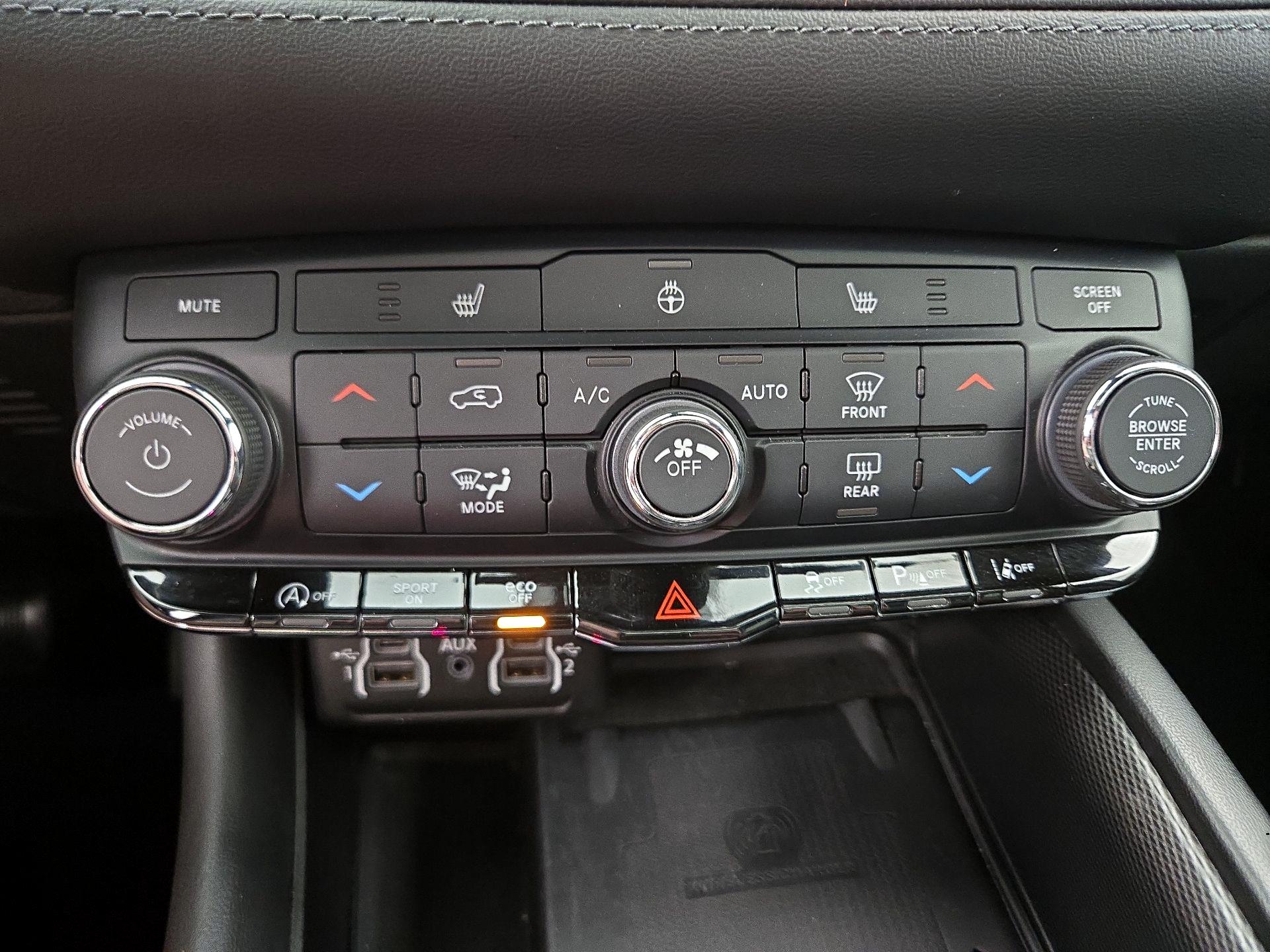 Thumbnail: 2022 Dodge Durango - 16