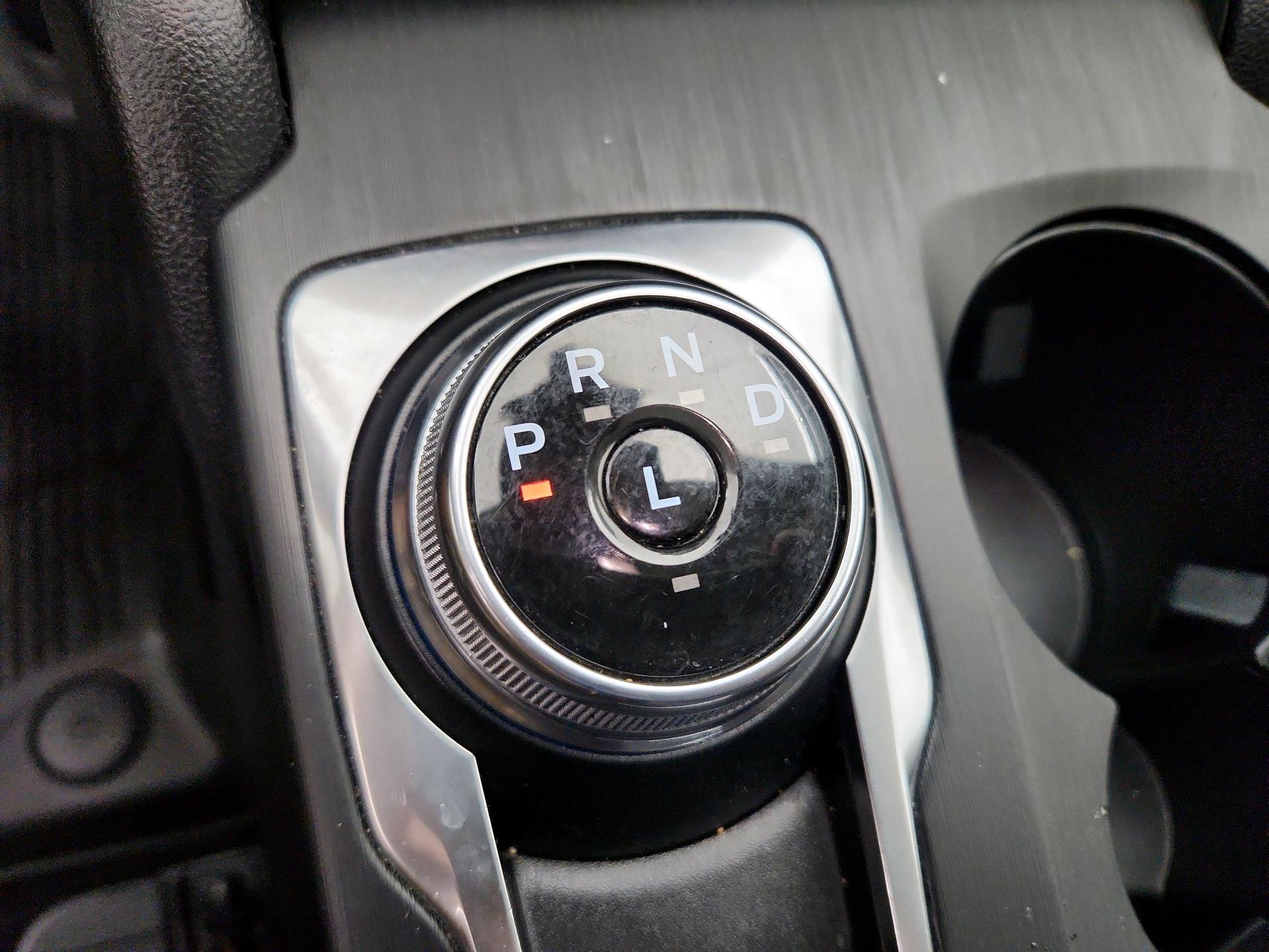 Thumbnail: 2022 Ford Escape - 18
