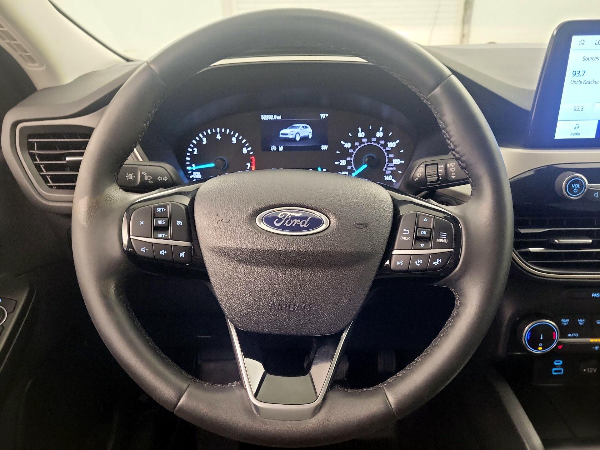Thumbnail: 2022 Ford Escape - 10