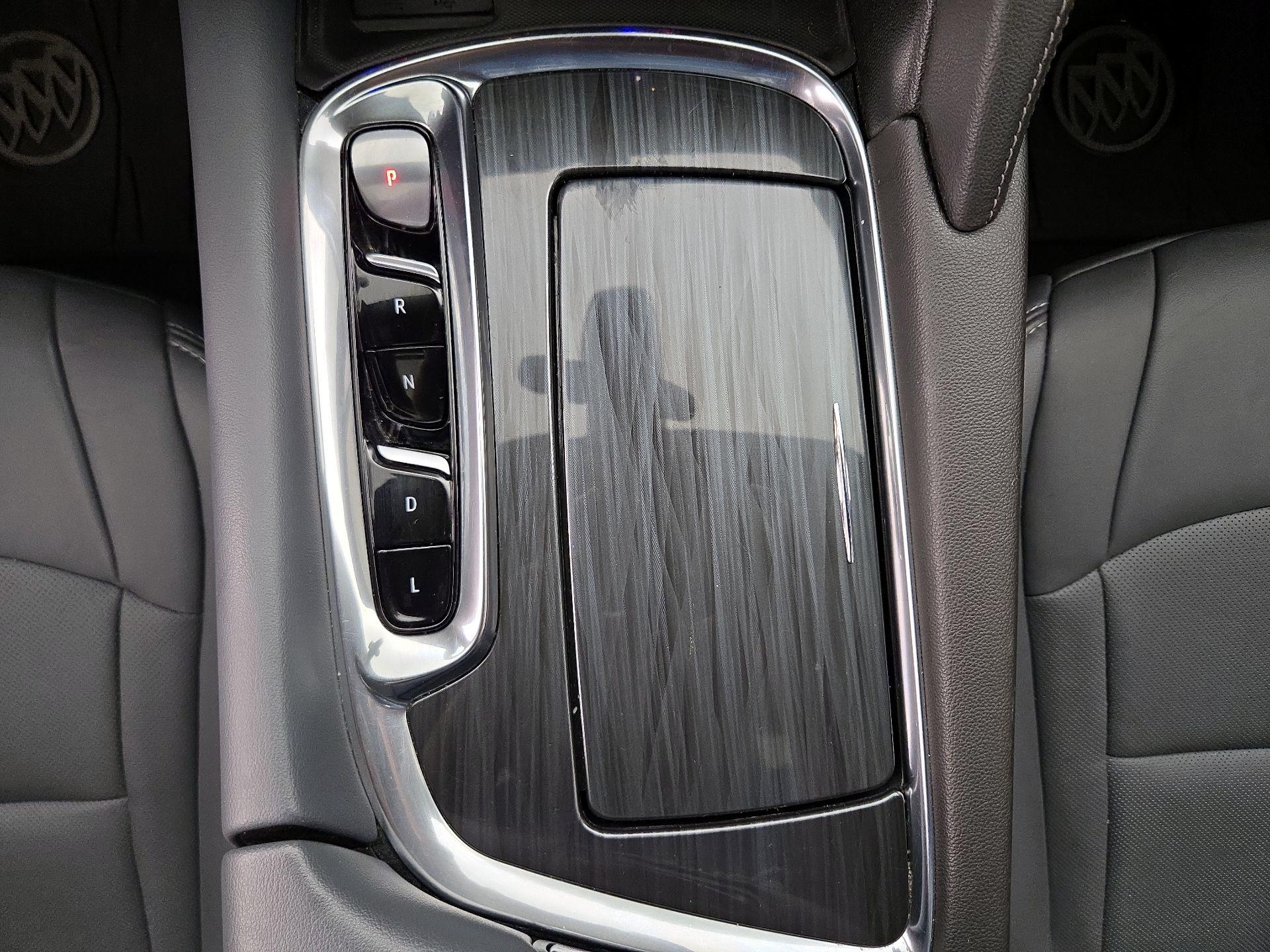 Thumbnail: 2023 Buick Enclave - 17