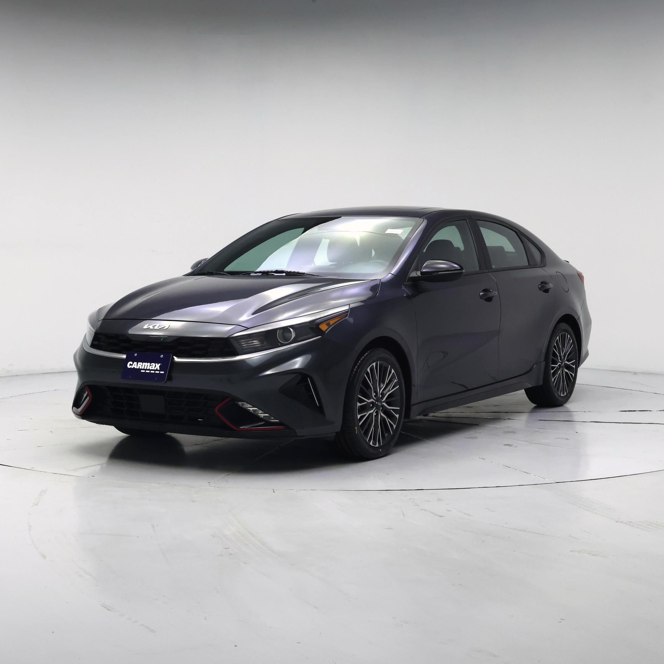 Thumbnail: 2023 Kia Forte - 4
