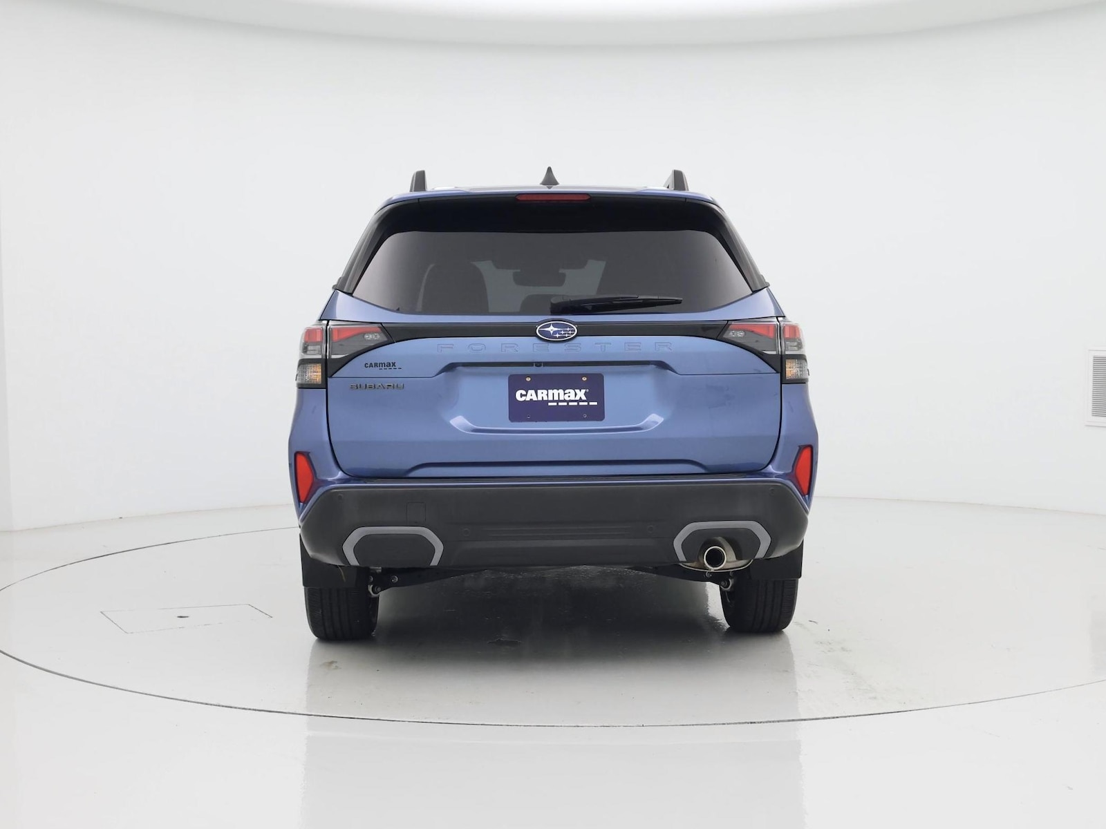 2025 Subaru Forester Limited - Photo 7