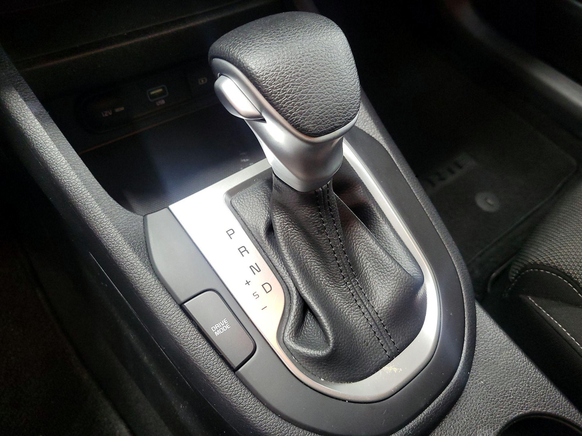 Thumbnail: 2024 Kia Forte - 17