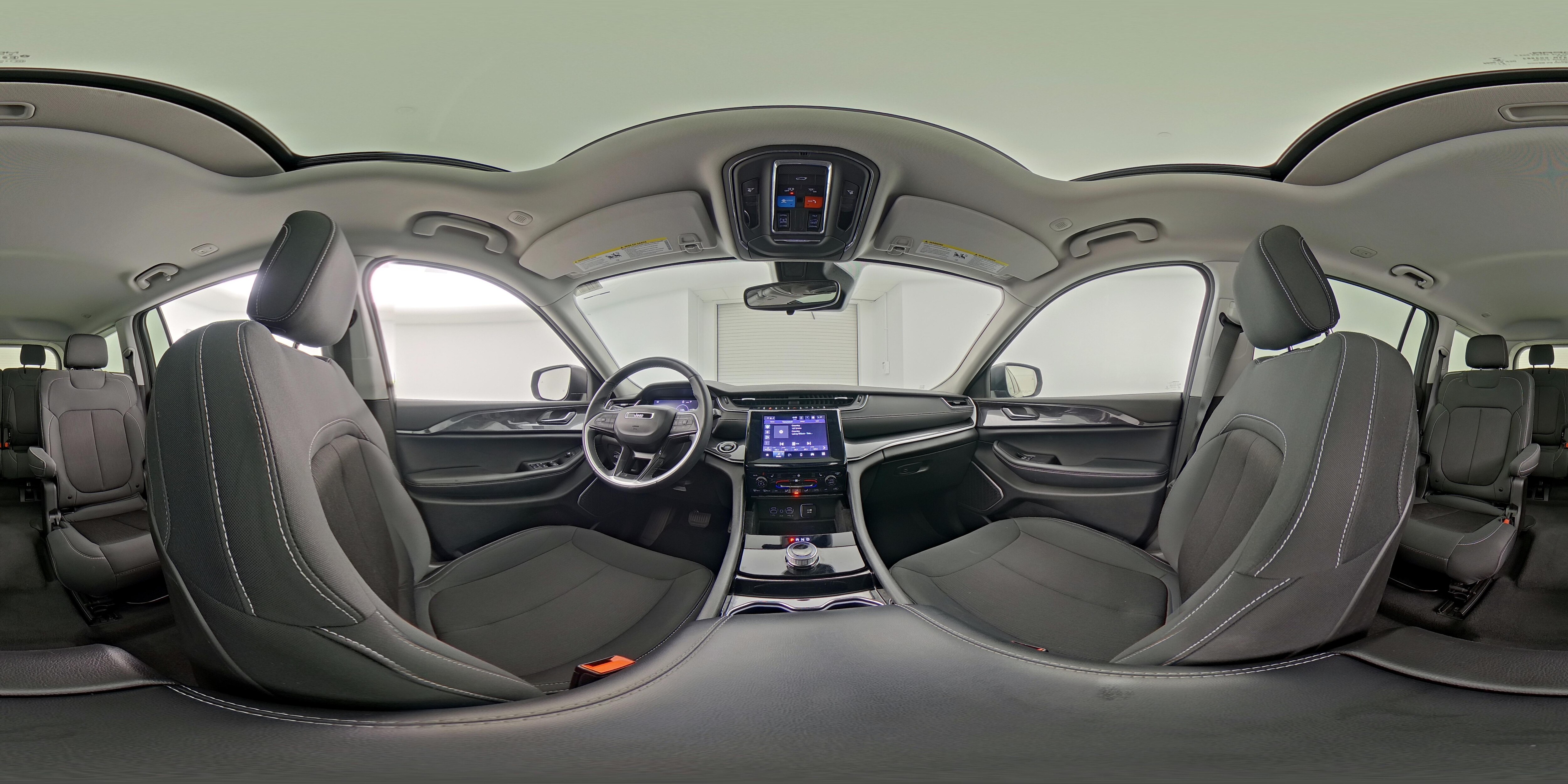 2022 Jeep Grand Cherokee L Laredo - Photo 26
