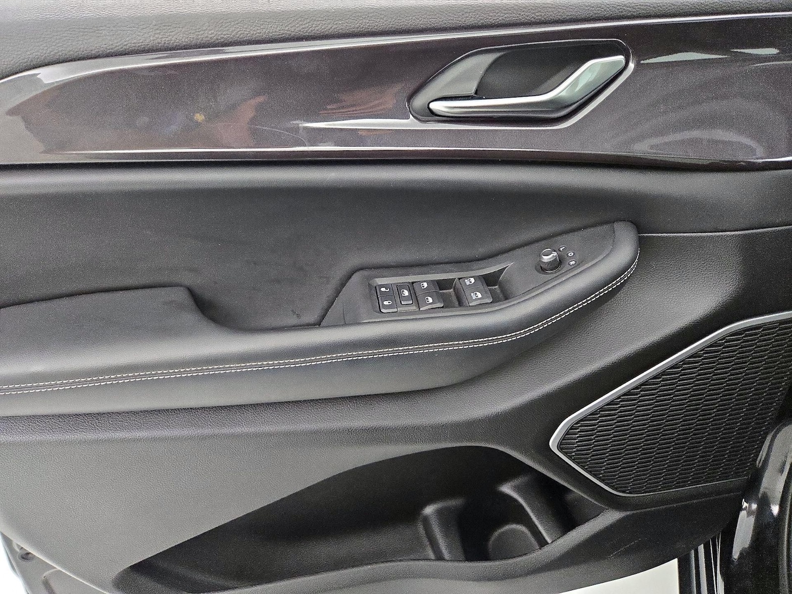 2022 Jeep Grand Cherokee L Laredo - Photo 13