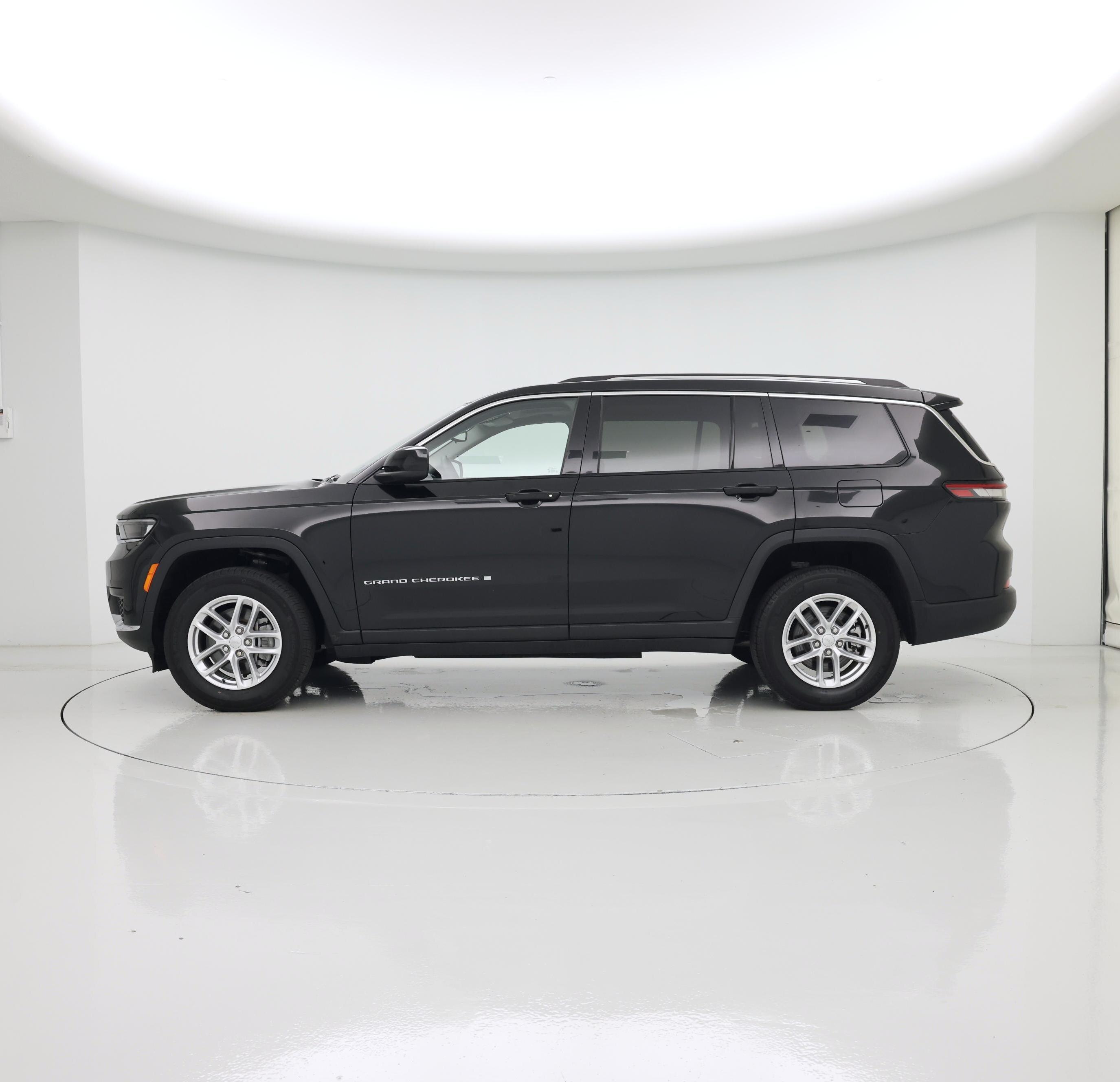 Thumbnail: 2022 Jeep Grand Cherokee L - 3