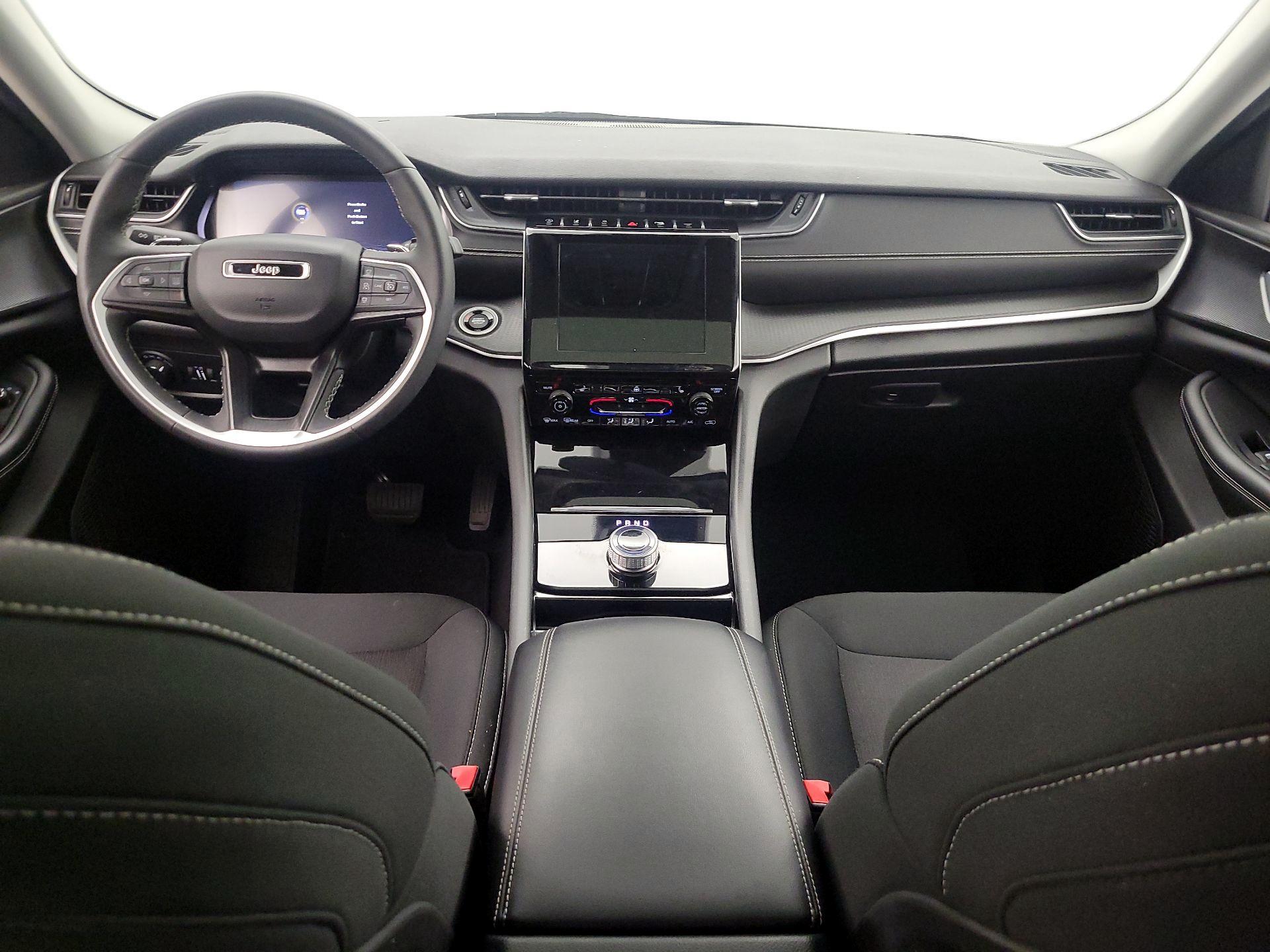 Thumbnail: 2023 Jeep Grand Cherokee L - 9