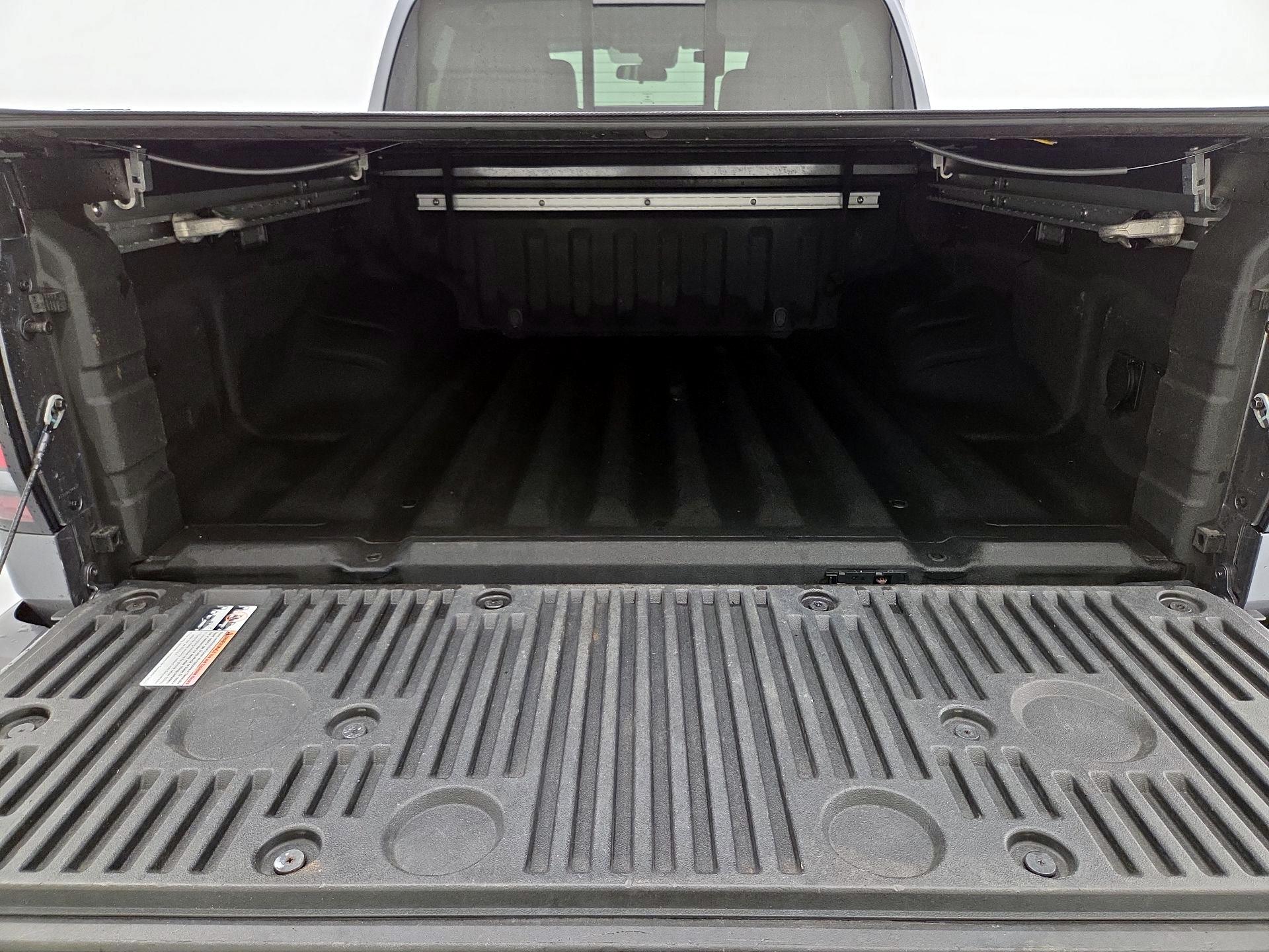 Thumbnail: 2023 Nissan Frontier - 20