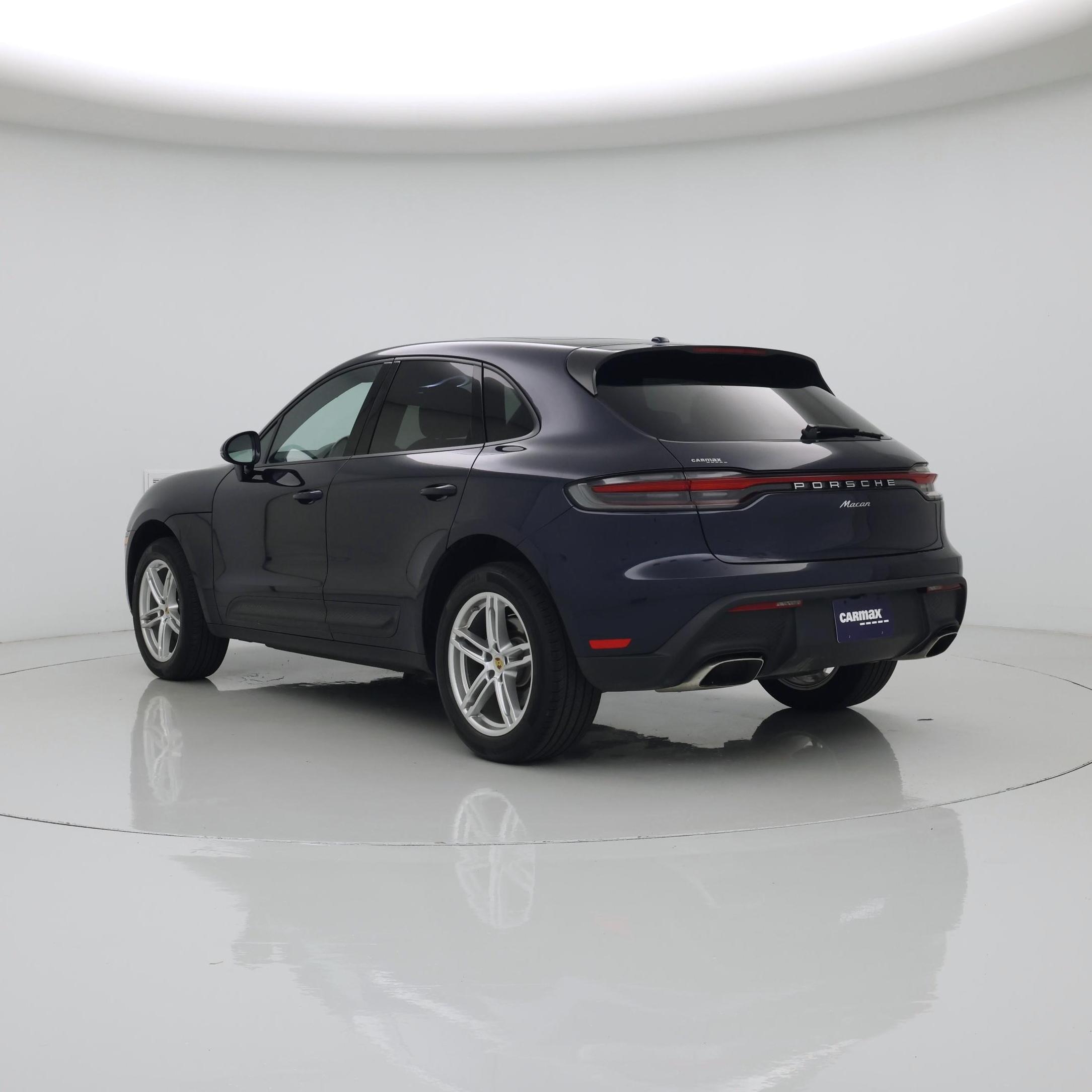 Thumbnail: 2023 Porsche Macan - 2
