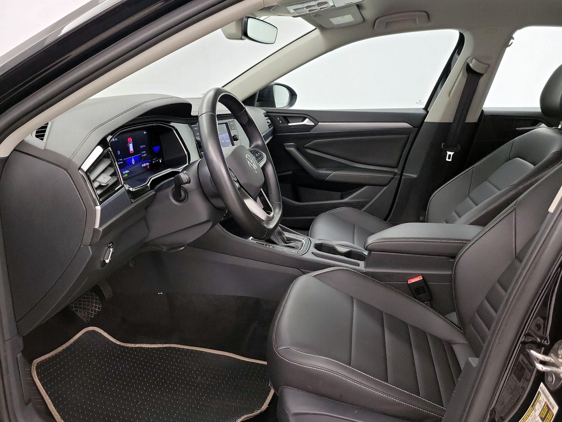 Thumbnail: 2024 Volkswagen Jetta - 11