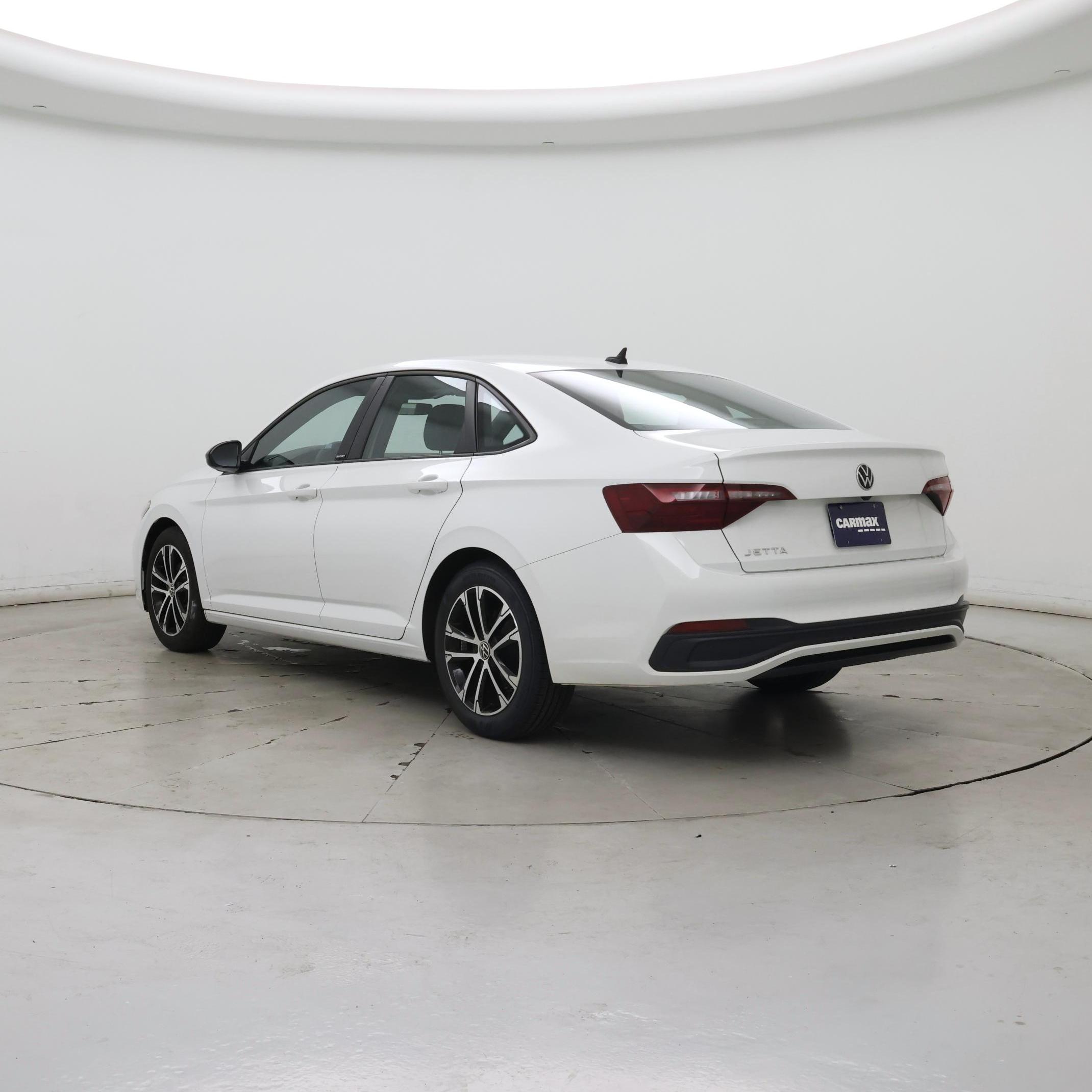 Thumbnail: 2023 Volkswagen Jetta - 2