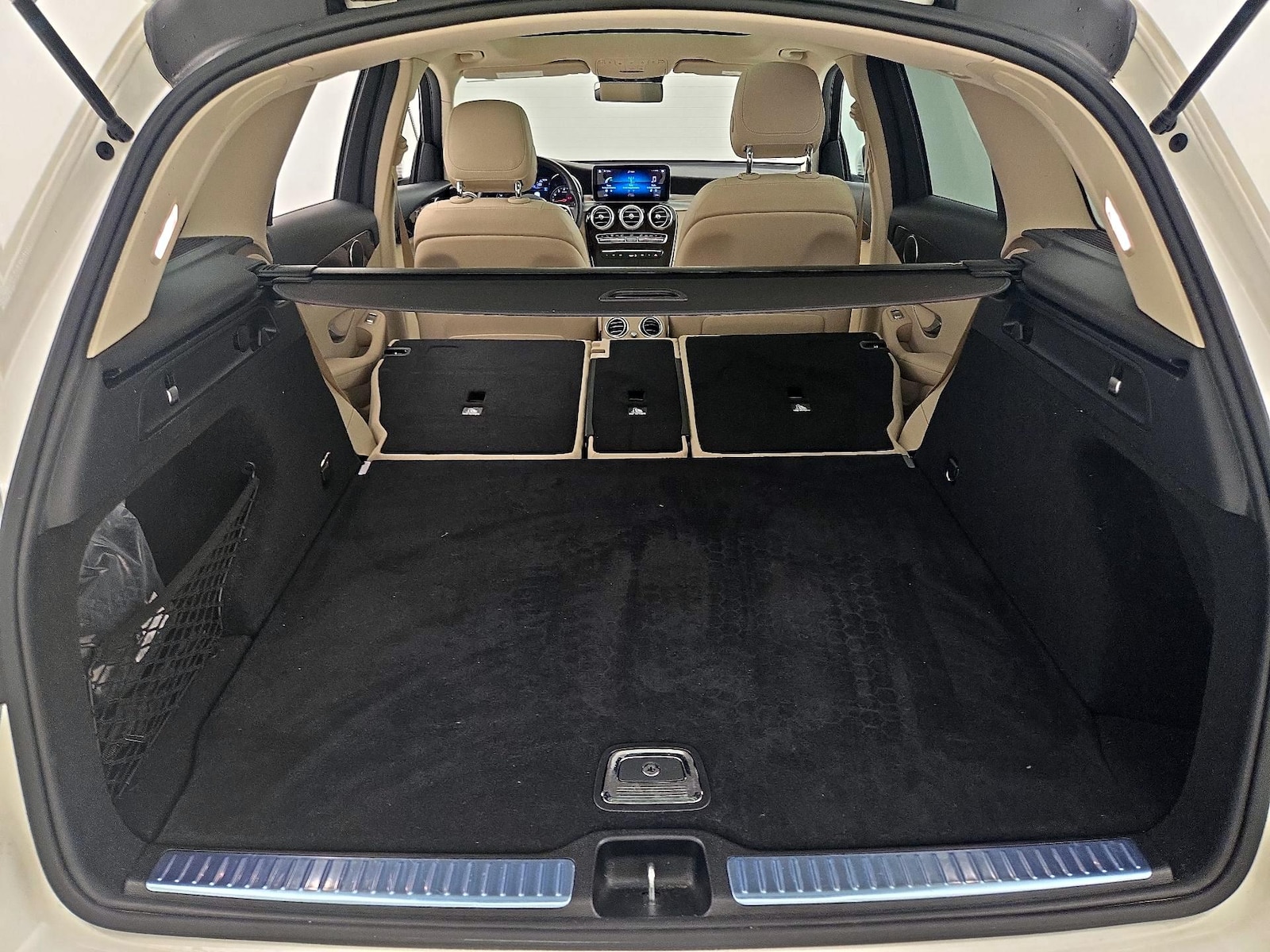 2022 Mercedes-Benz GLC GLC300 - Photo 23