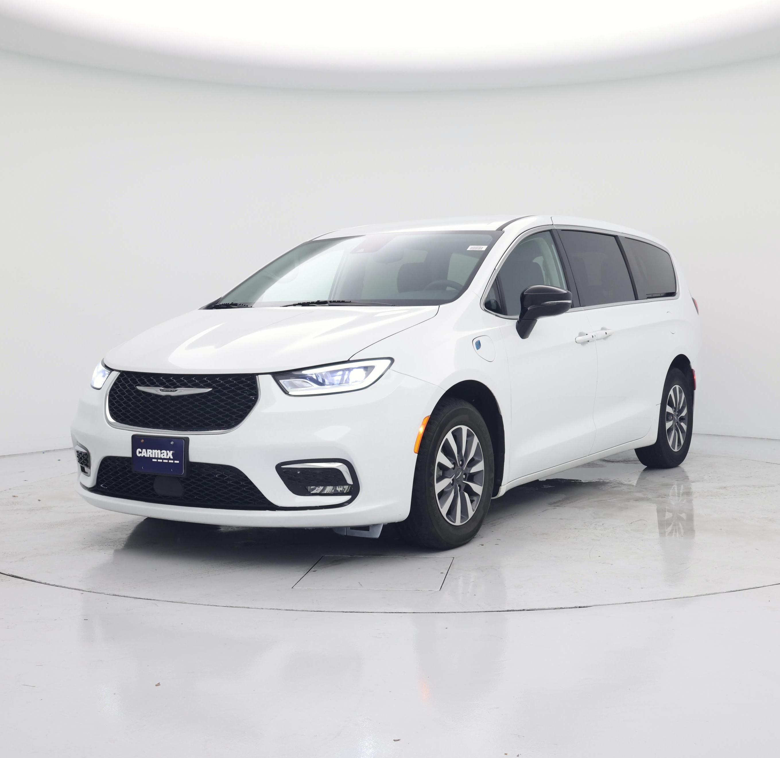 Thumbnail: 2024 Chrysler Pacifica - 4