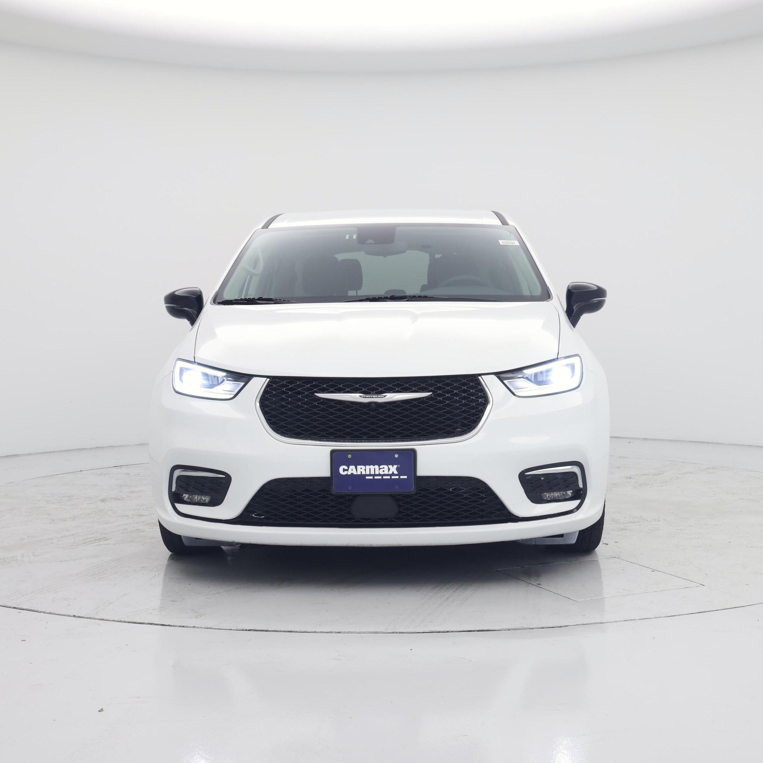 Thumbnail: 2024 Chrysler Pacifica - 5