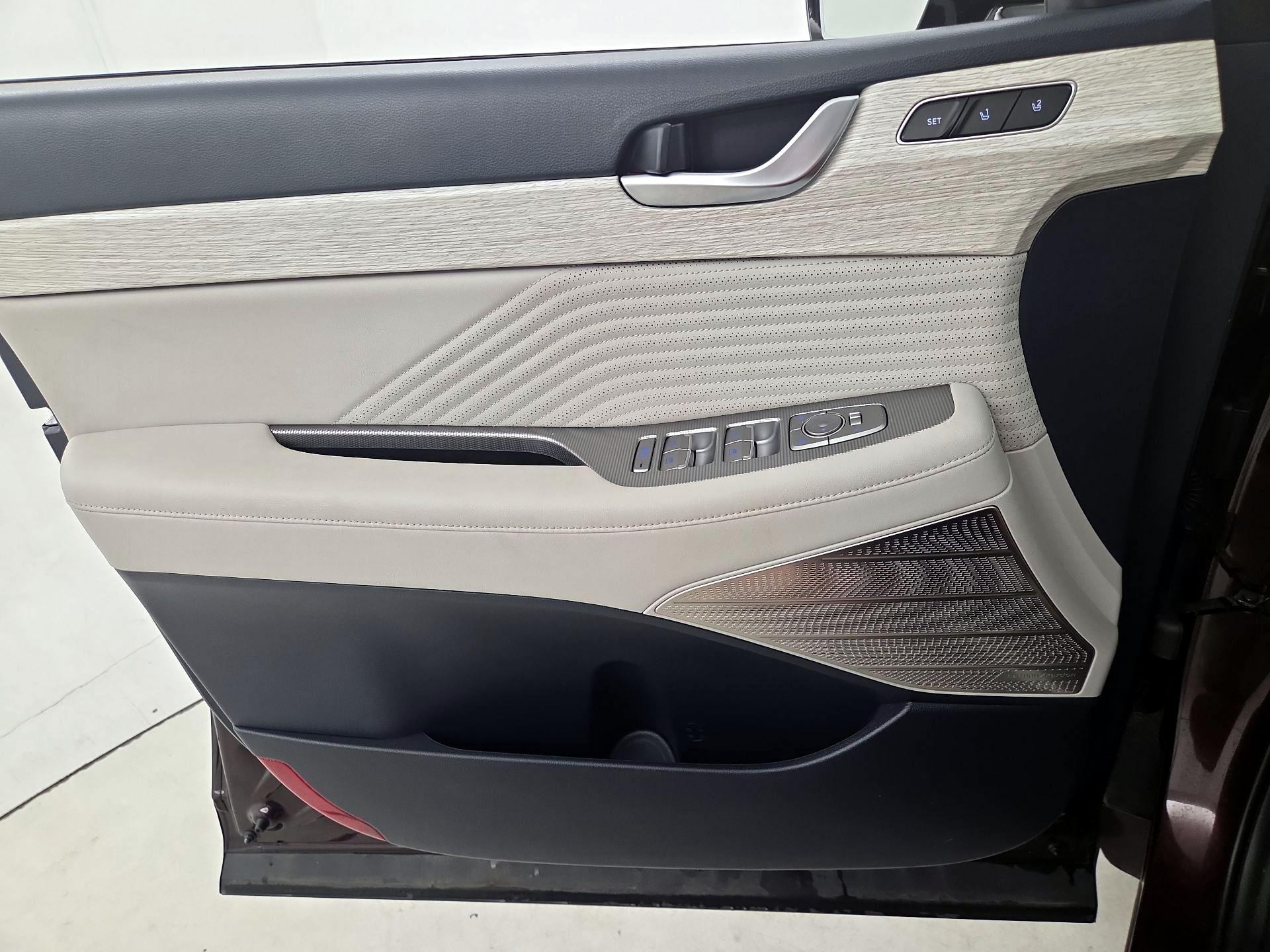 Thumbnail: 2023 Hyundai Palisade - 12