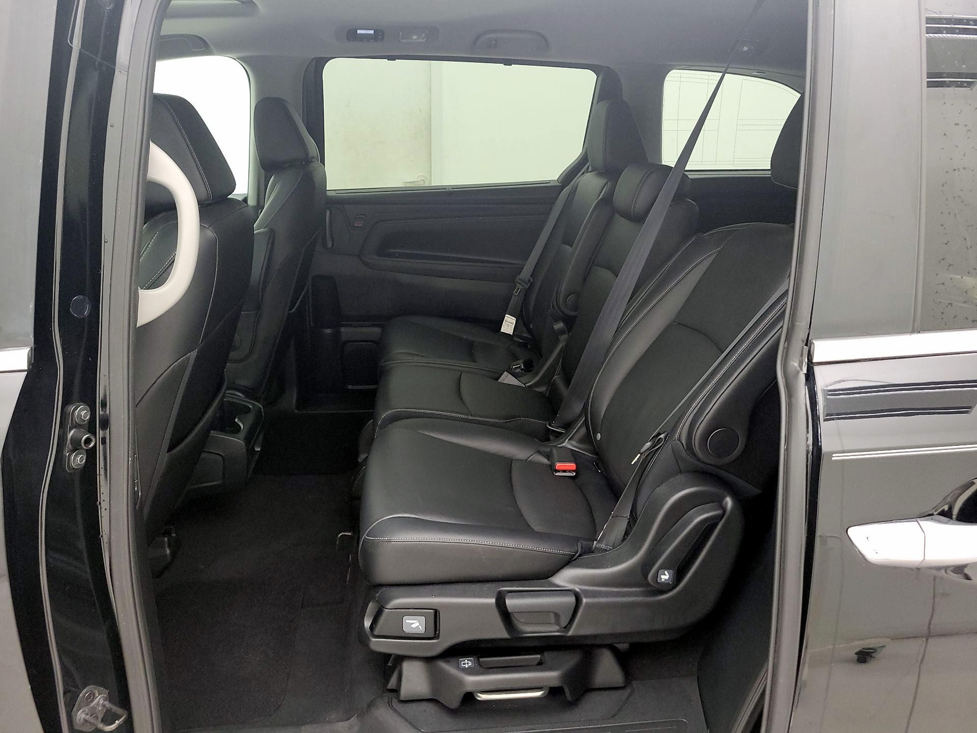 Thumbnail: 2023 Honda Odyssey - 20