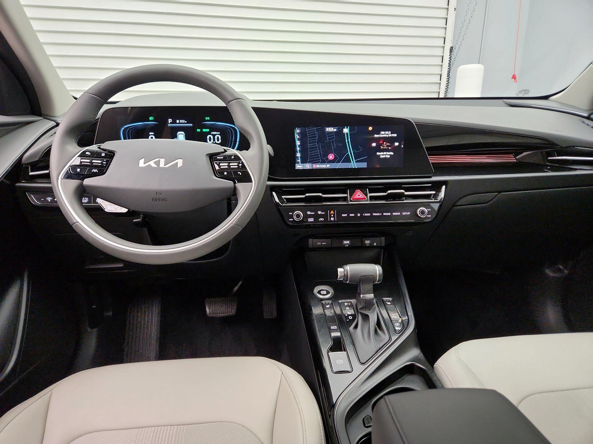 Thumbnail: 2025 Kia Niro - 9