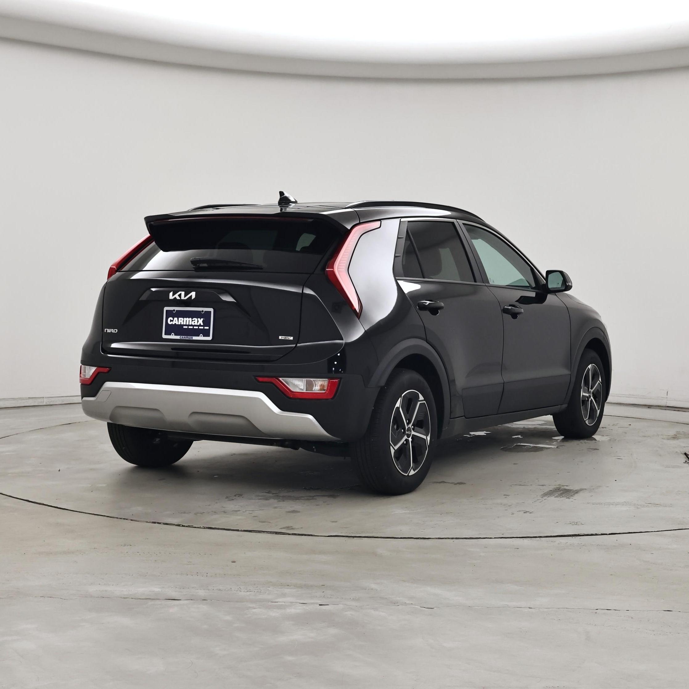 Thumbnail: 2025 Kia Niro - 8