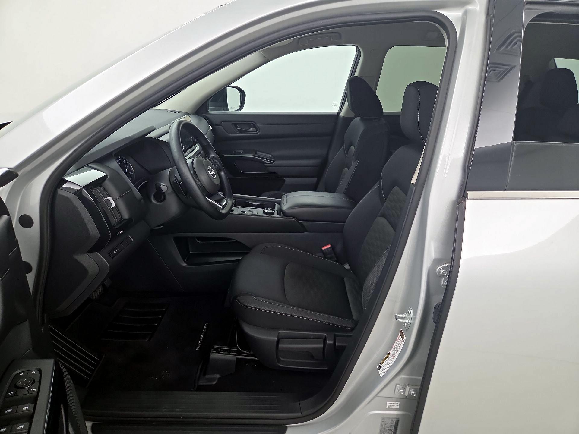 Thumbnail: 2024 Nissan Pathfinder - 11