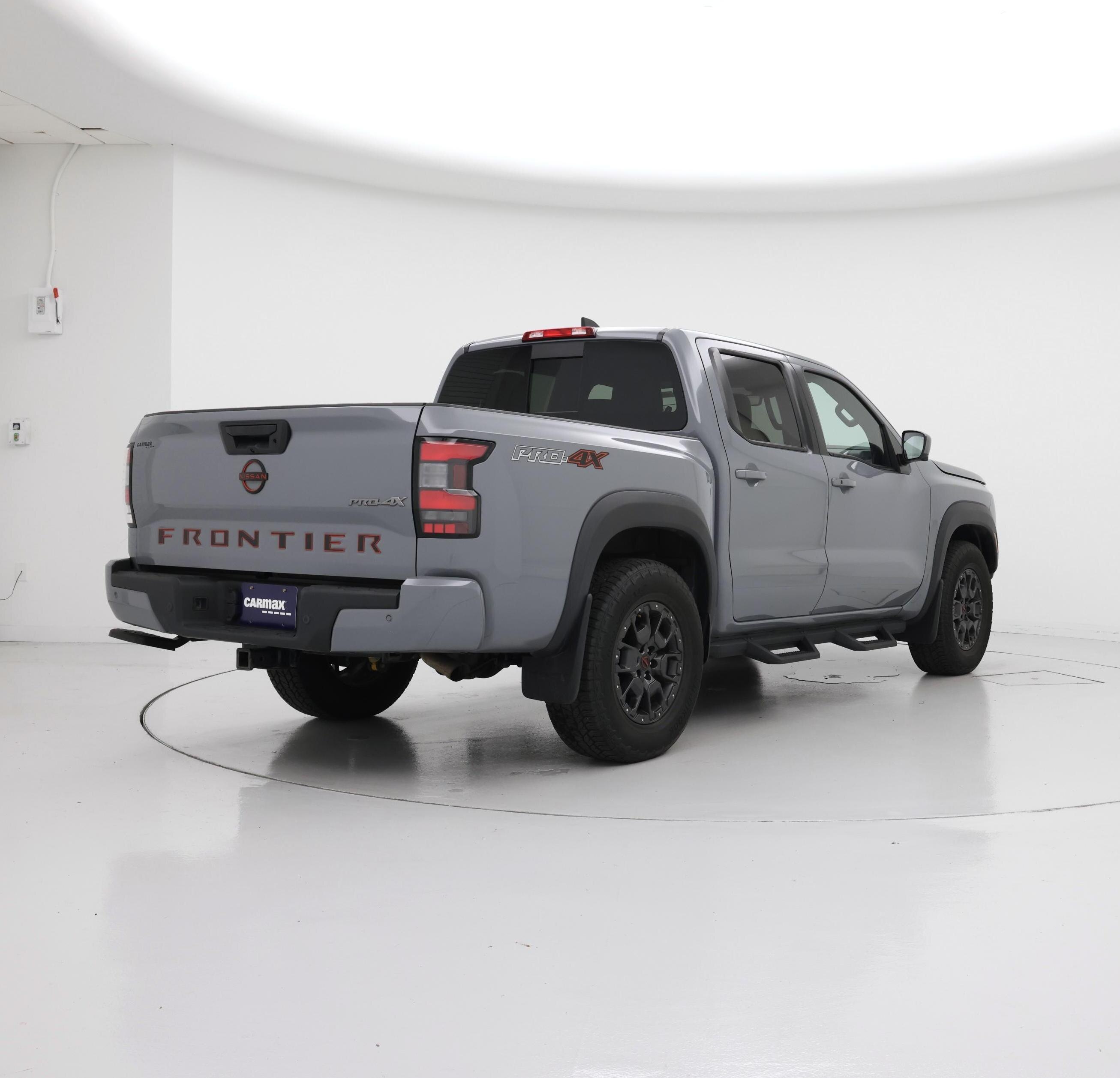 Thumbnail: 2023 Nissan Frontier - 8