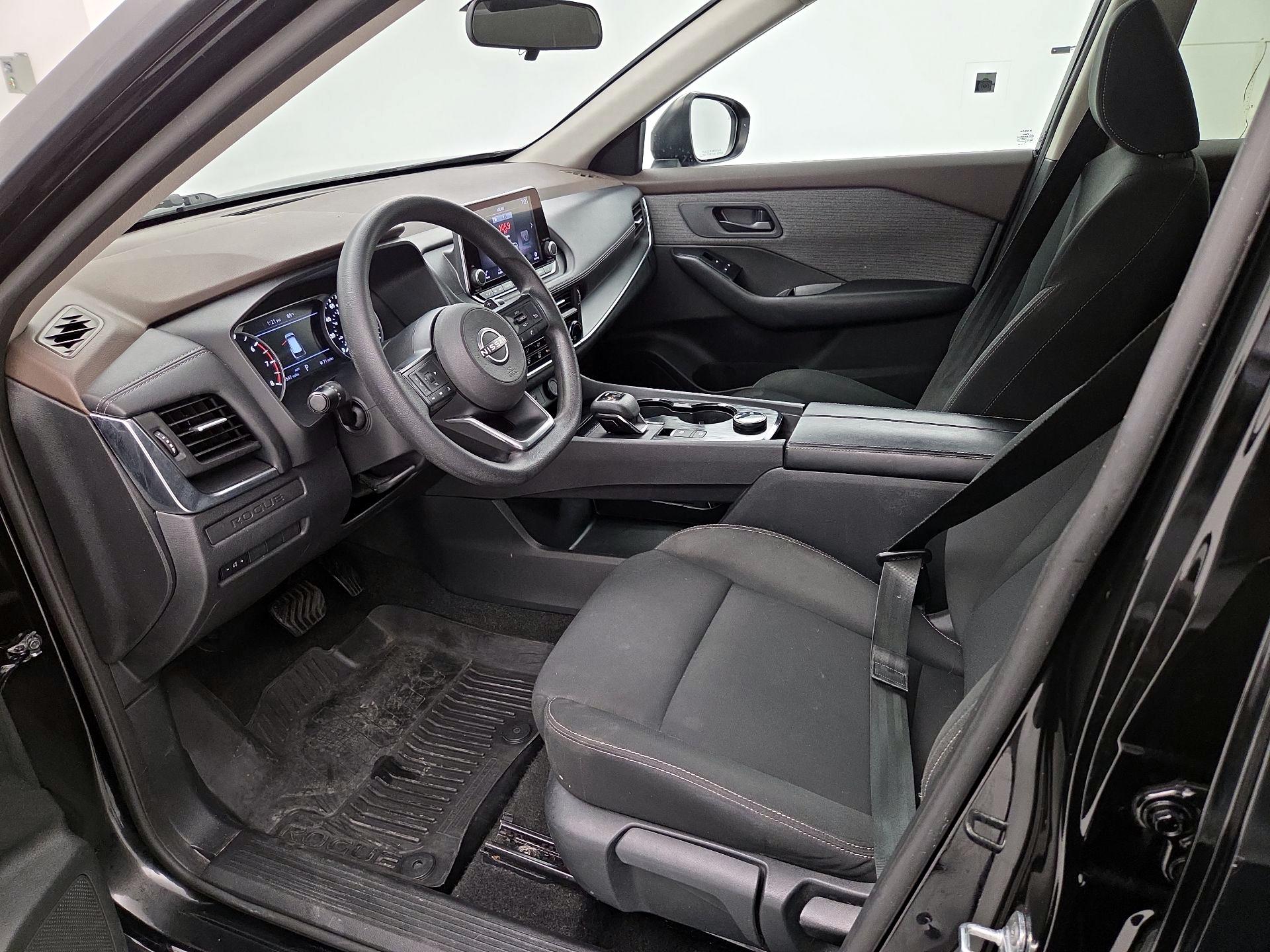 Thumbnail: 2023 Nissan Rogue - 11
