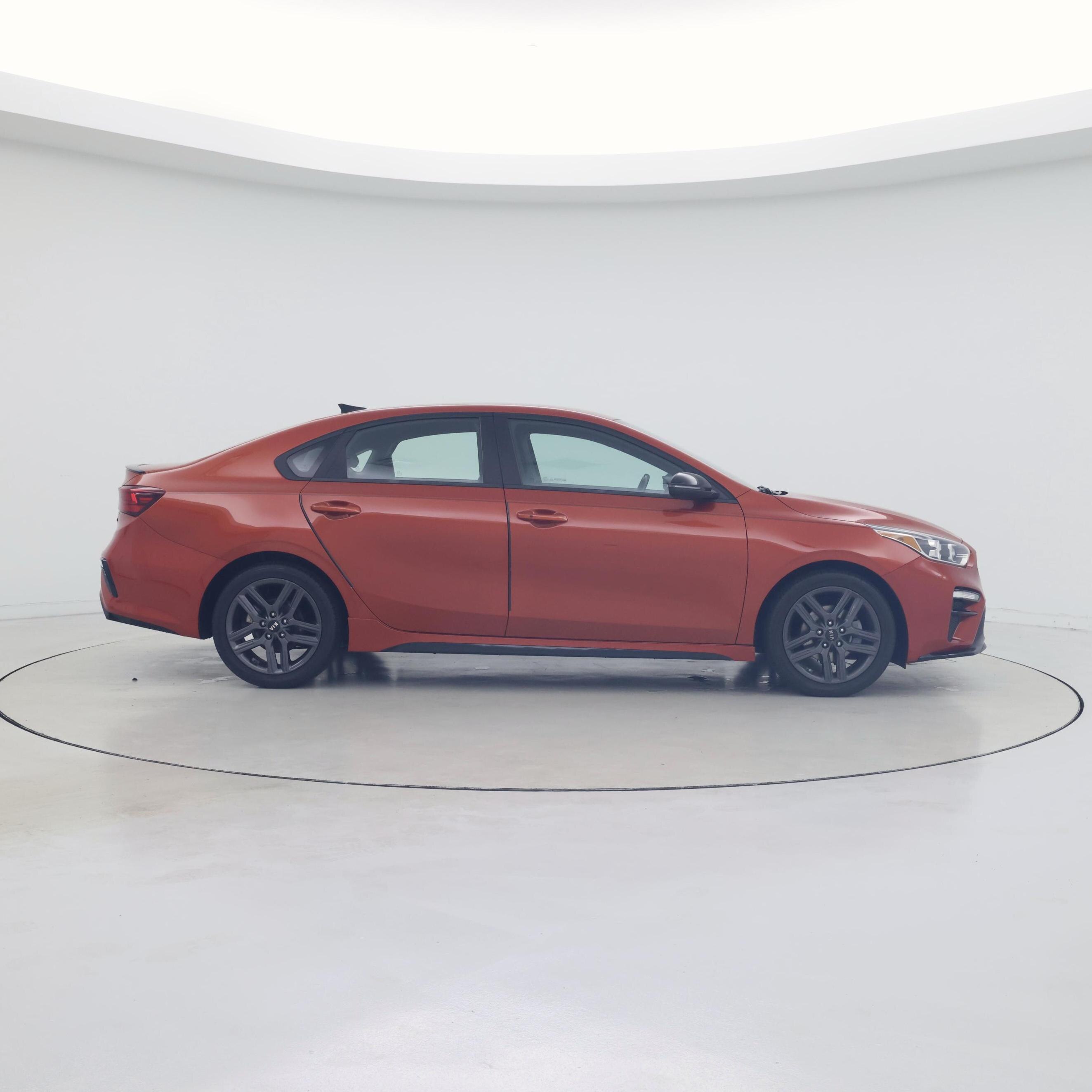 Thumbnail: 2021 Kia Forte - 7