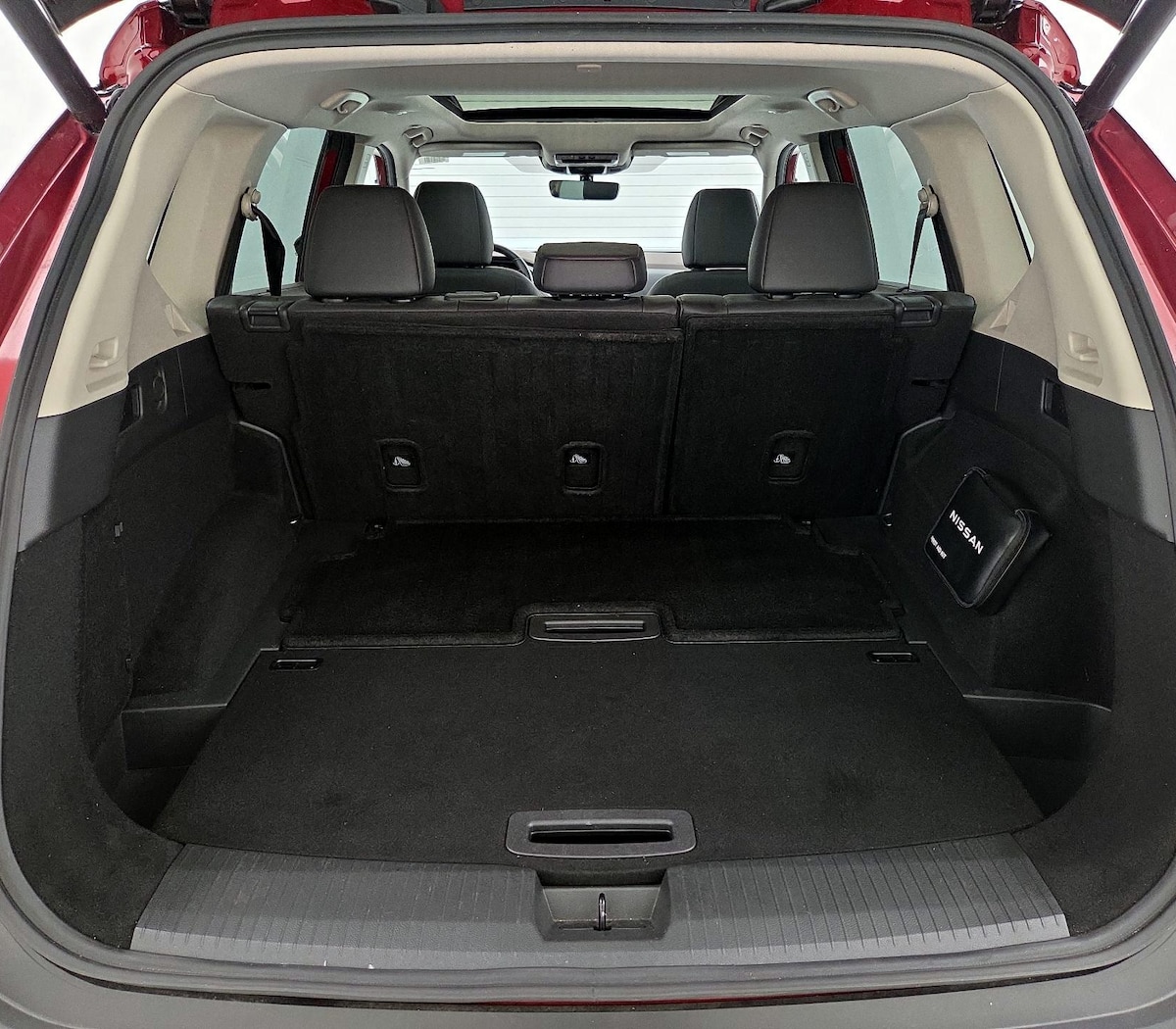 Trunk/Cargo (Seats Up)