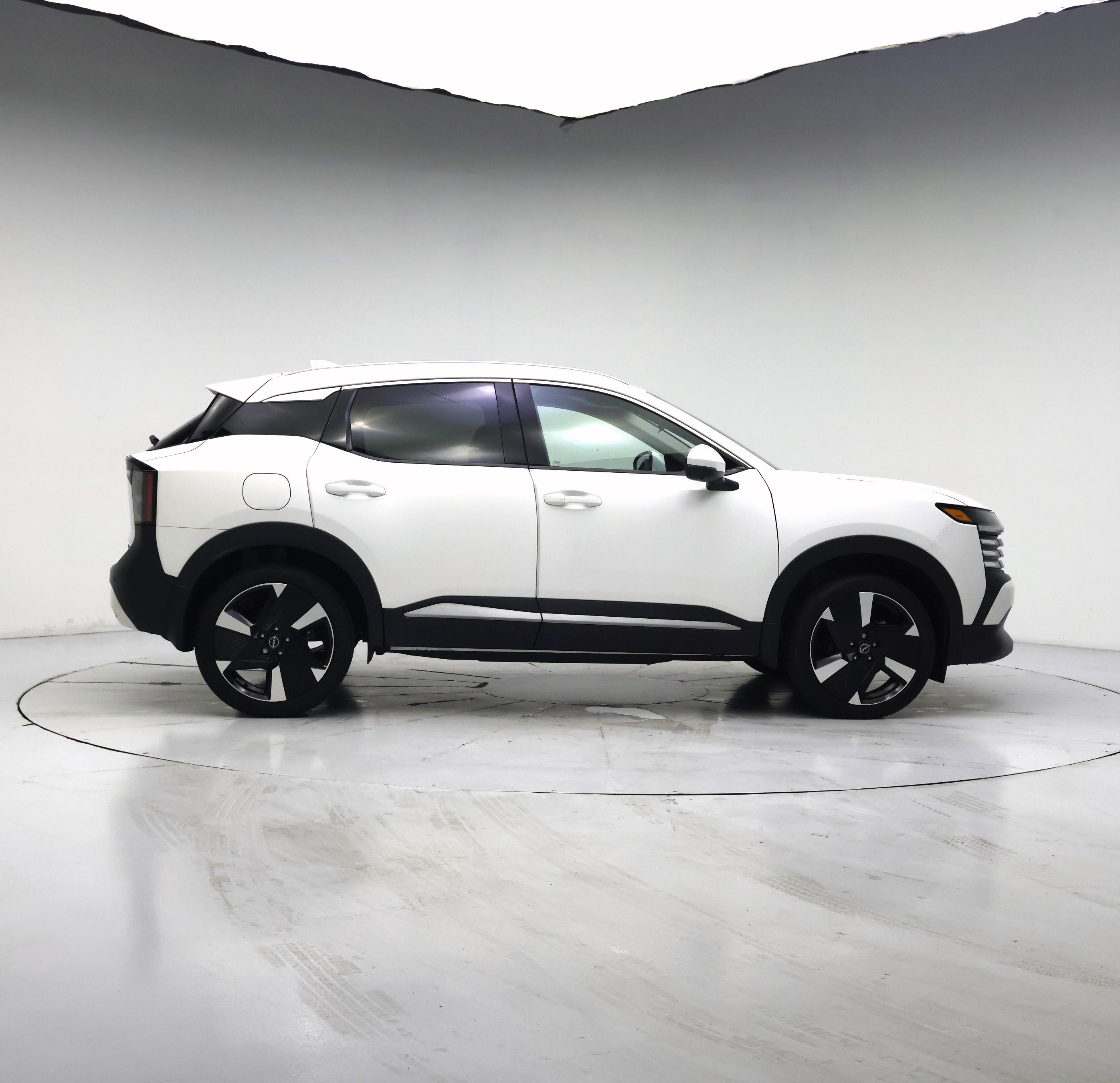 Thumbnail: 2025 Nissan Kicks - 7