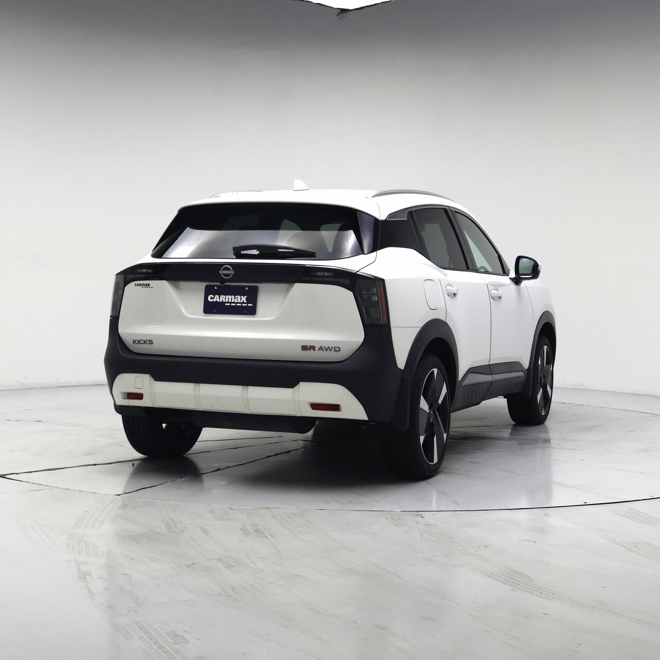 Thumbnail: 2025 Nissan Kicks - 8