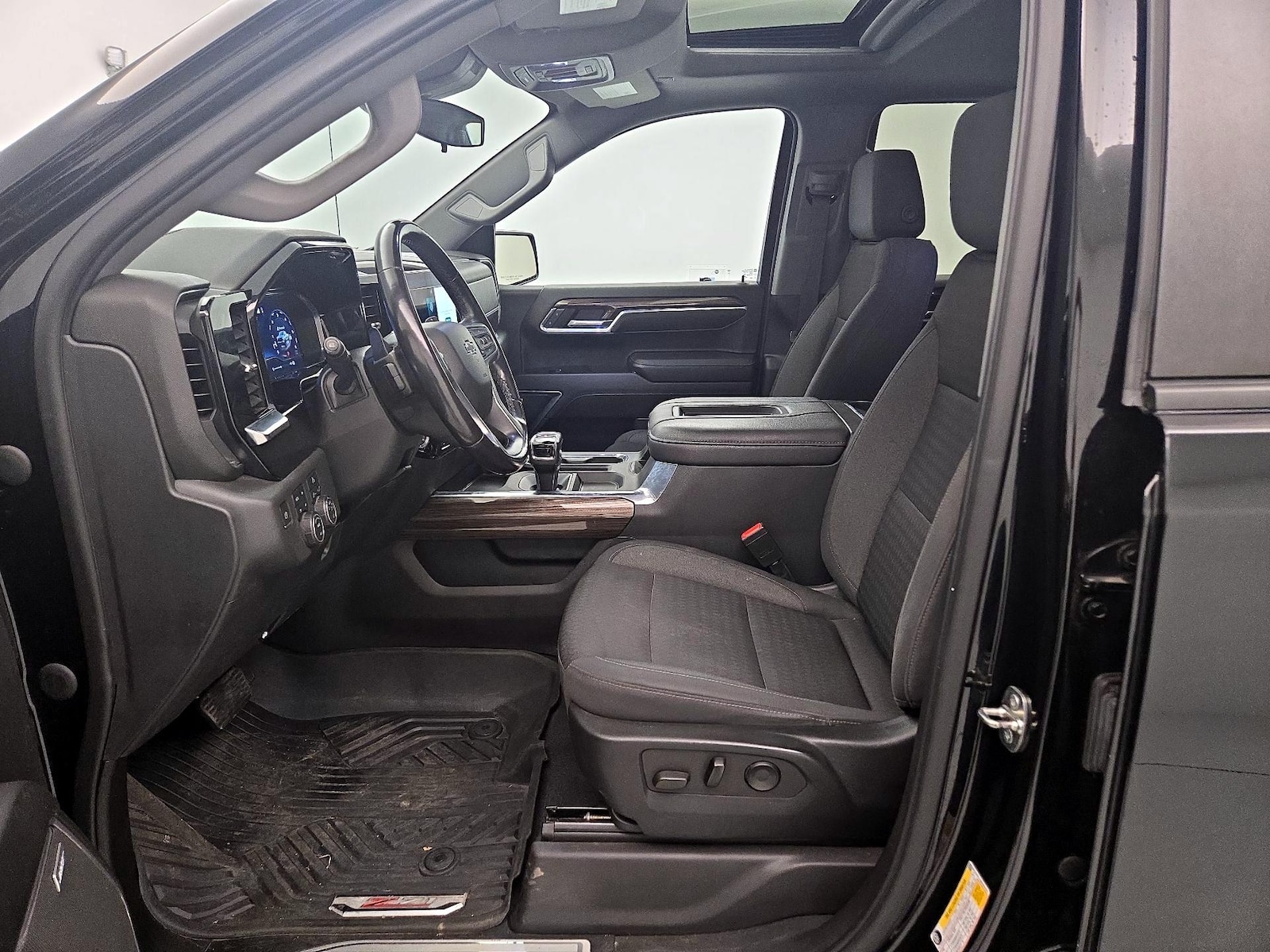 2022 Chevrolet Silverado 1500 LT Trail Boss - Photo 12
