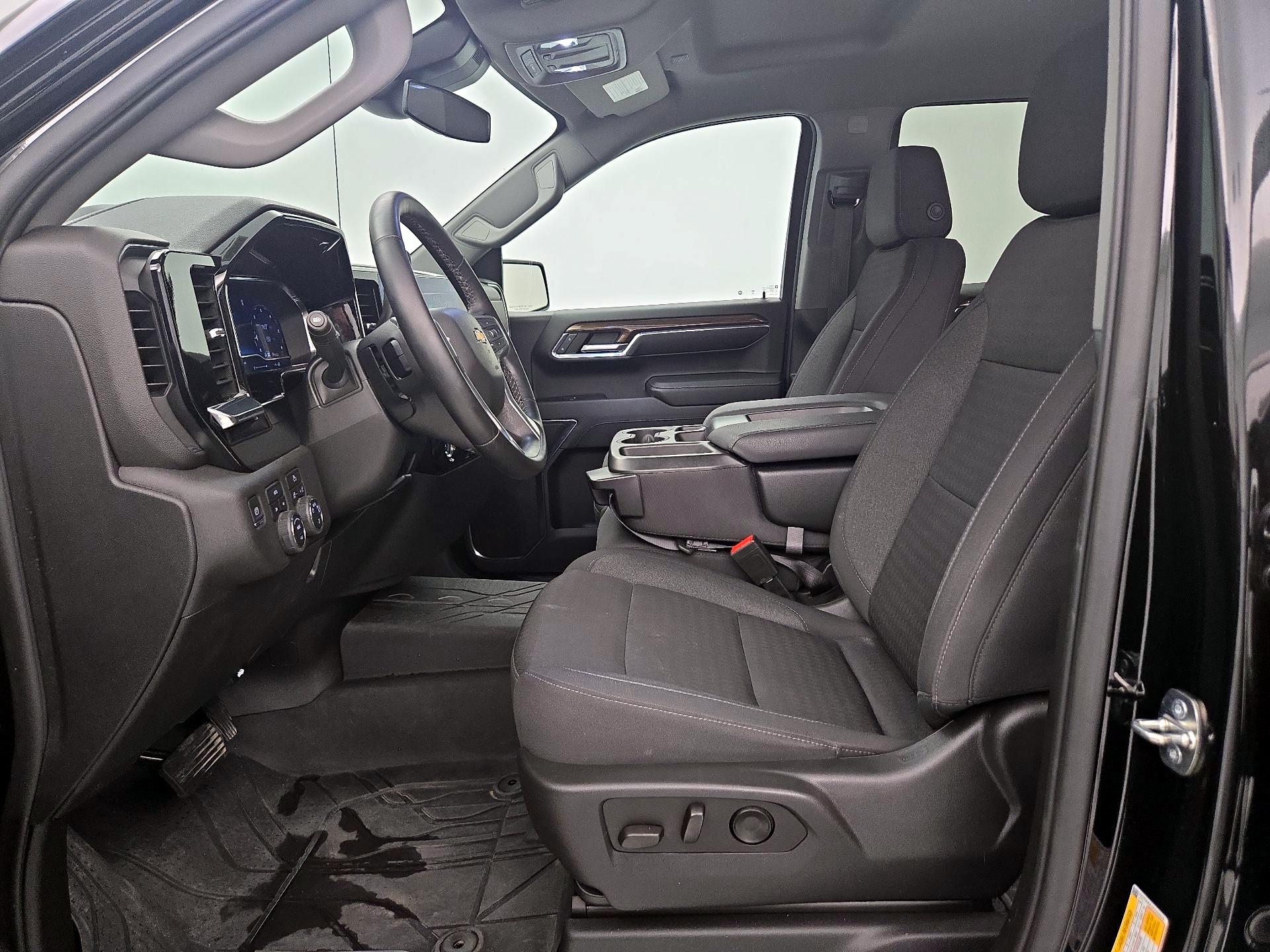 Thumbnail: 2023 Chevrolet Silverado 1500 - 11