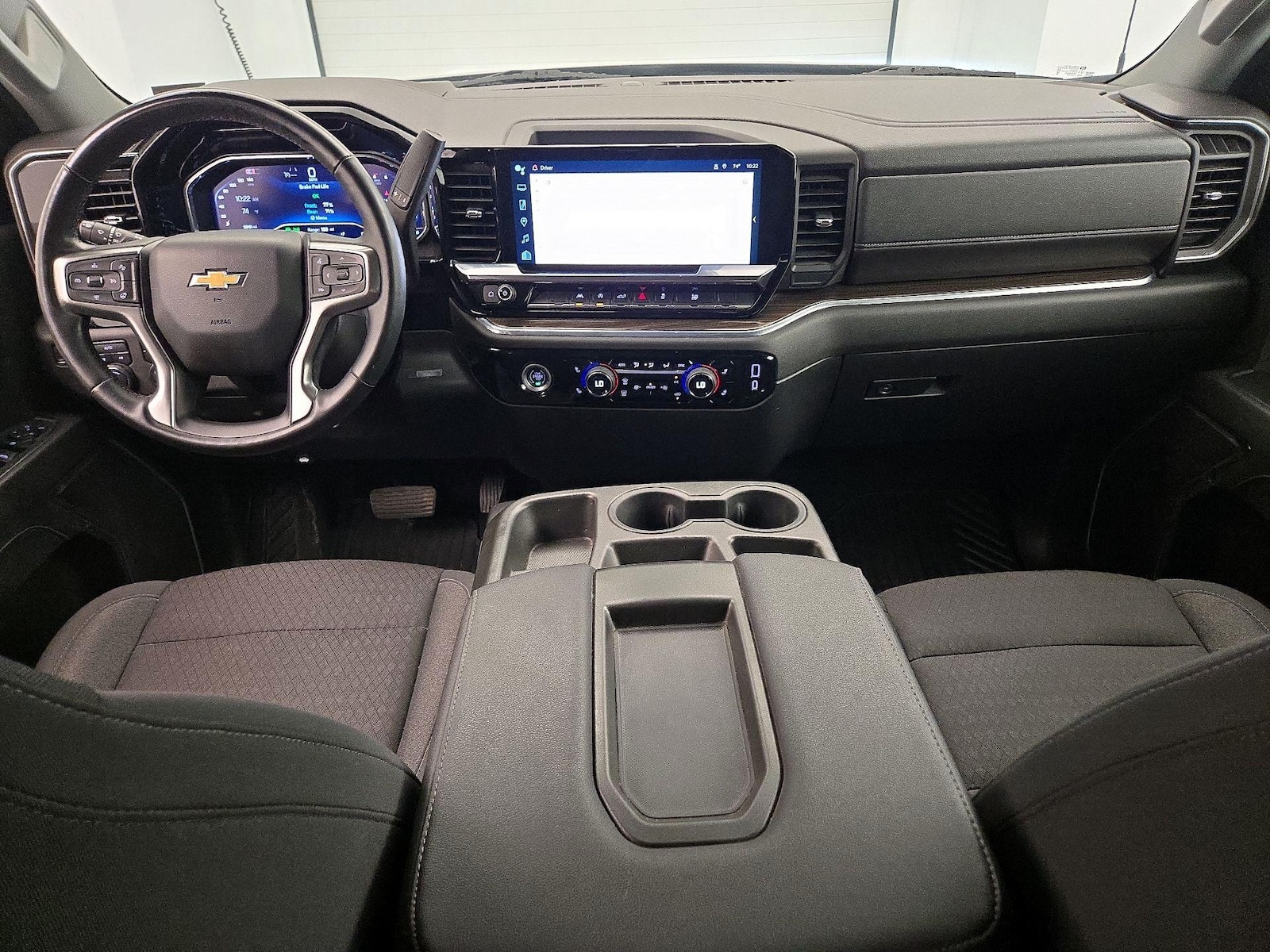 2024 Chevrolet Silverado 1500 LT - Photo 10