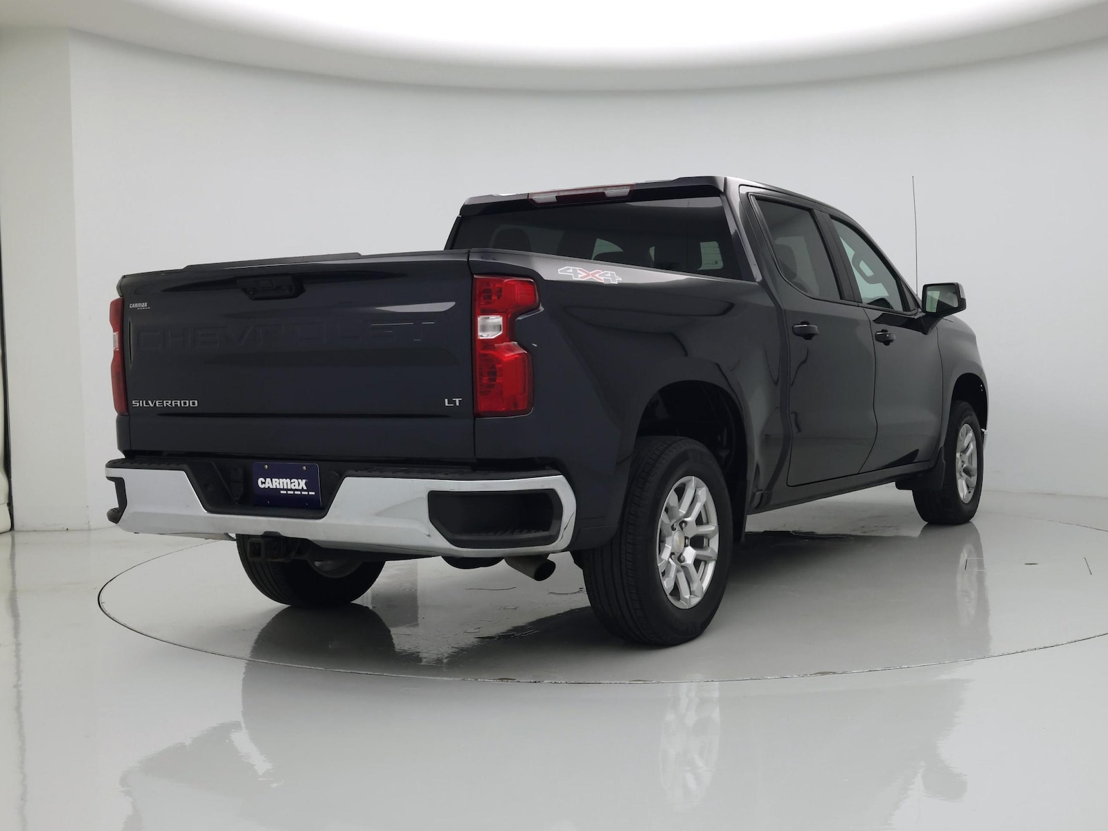 2024 Chevrolet Silverado 1500 LT - Photo 9