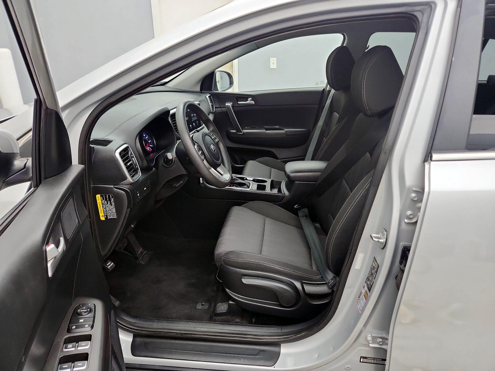 Thumbnail: 2021 Kia Sportage - 11