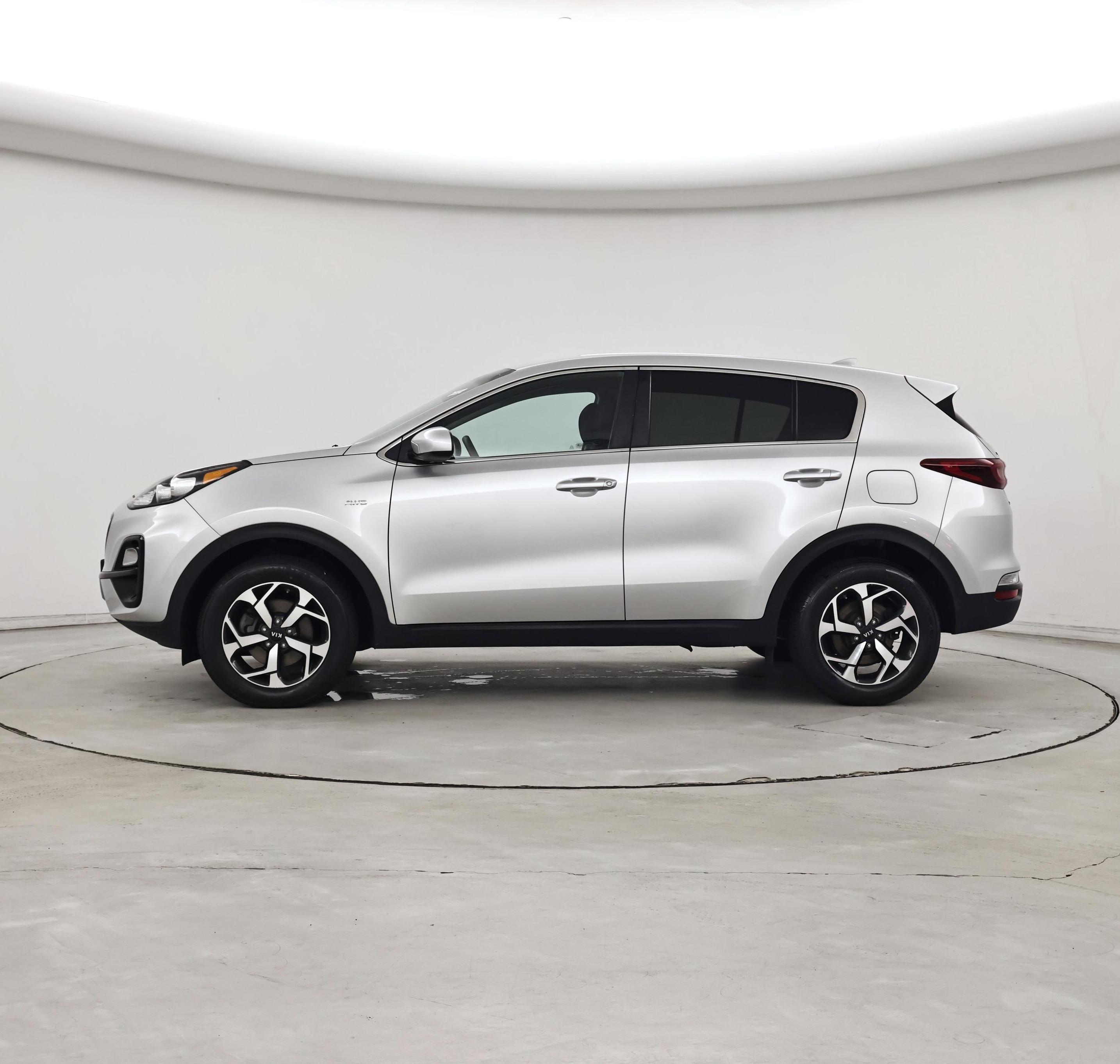 Thumbnail: 2021 Kia Sportage - 3