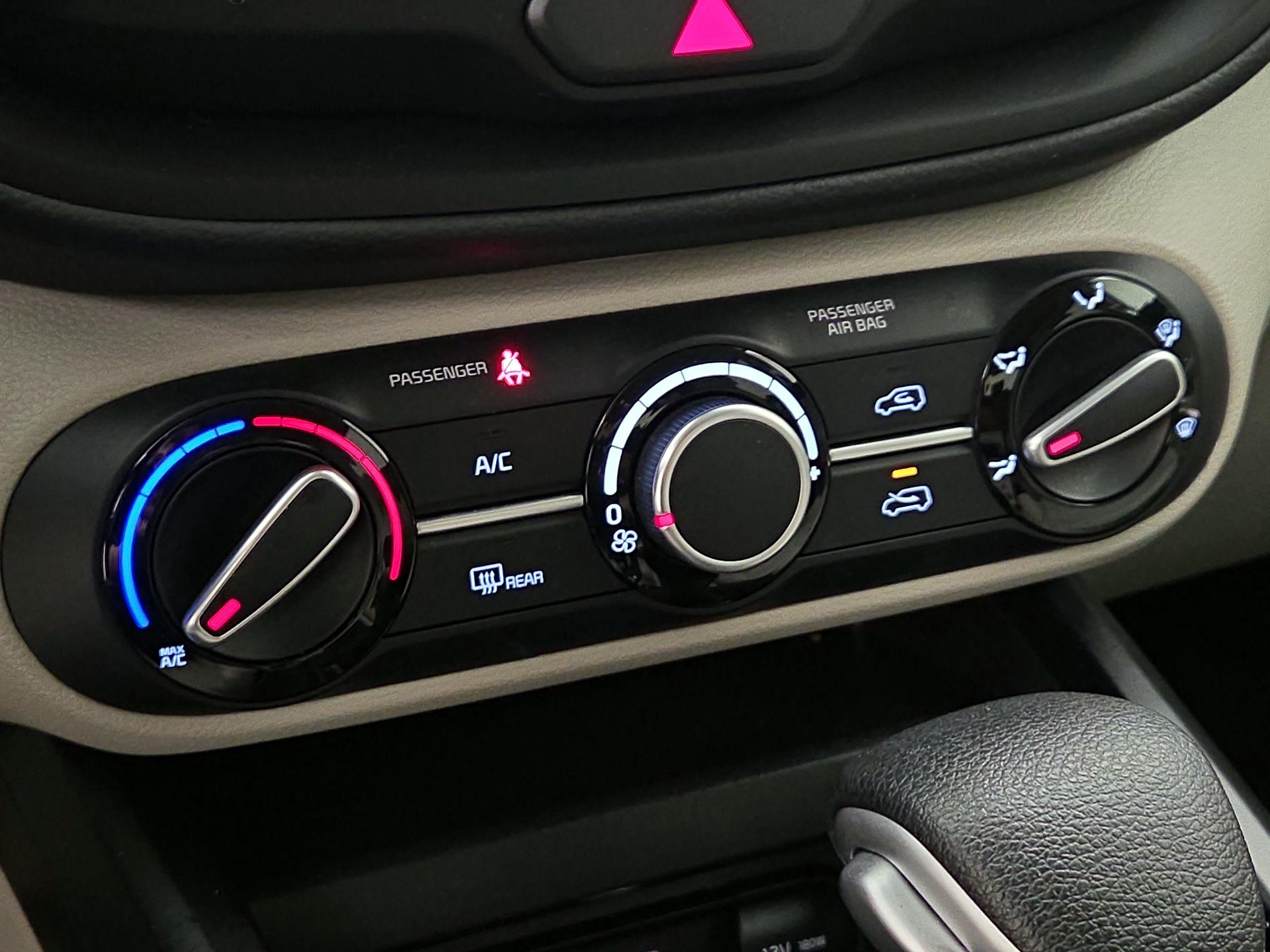 Thumbnail: 2025 Kia Soul - 16