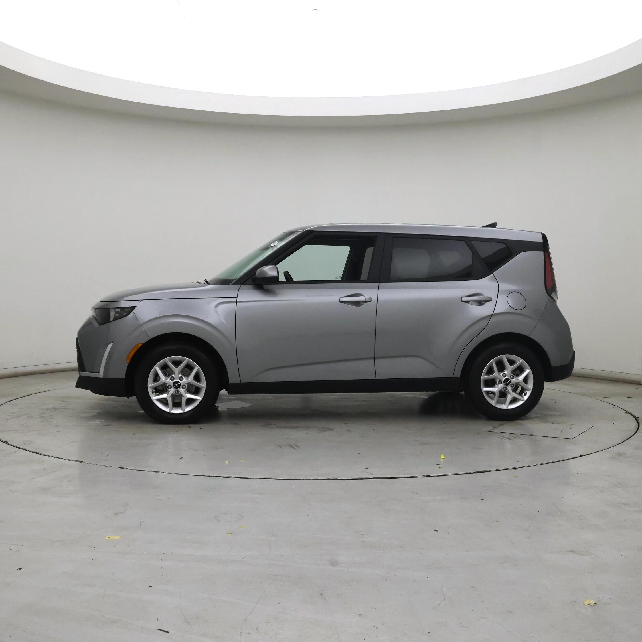 Thumbnail: 2025 Kia Soul - 3
